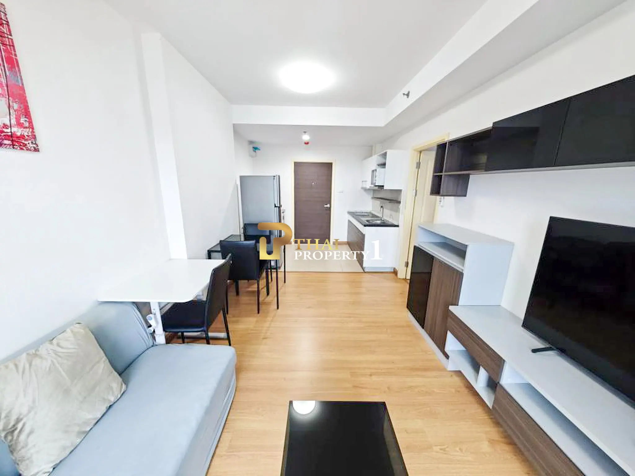 Supalai Mare Pattaya – High-Floor 1-Bedroom Condo with City View, Only 2.65M THB