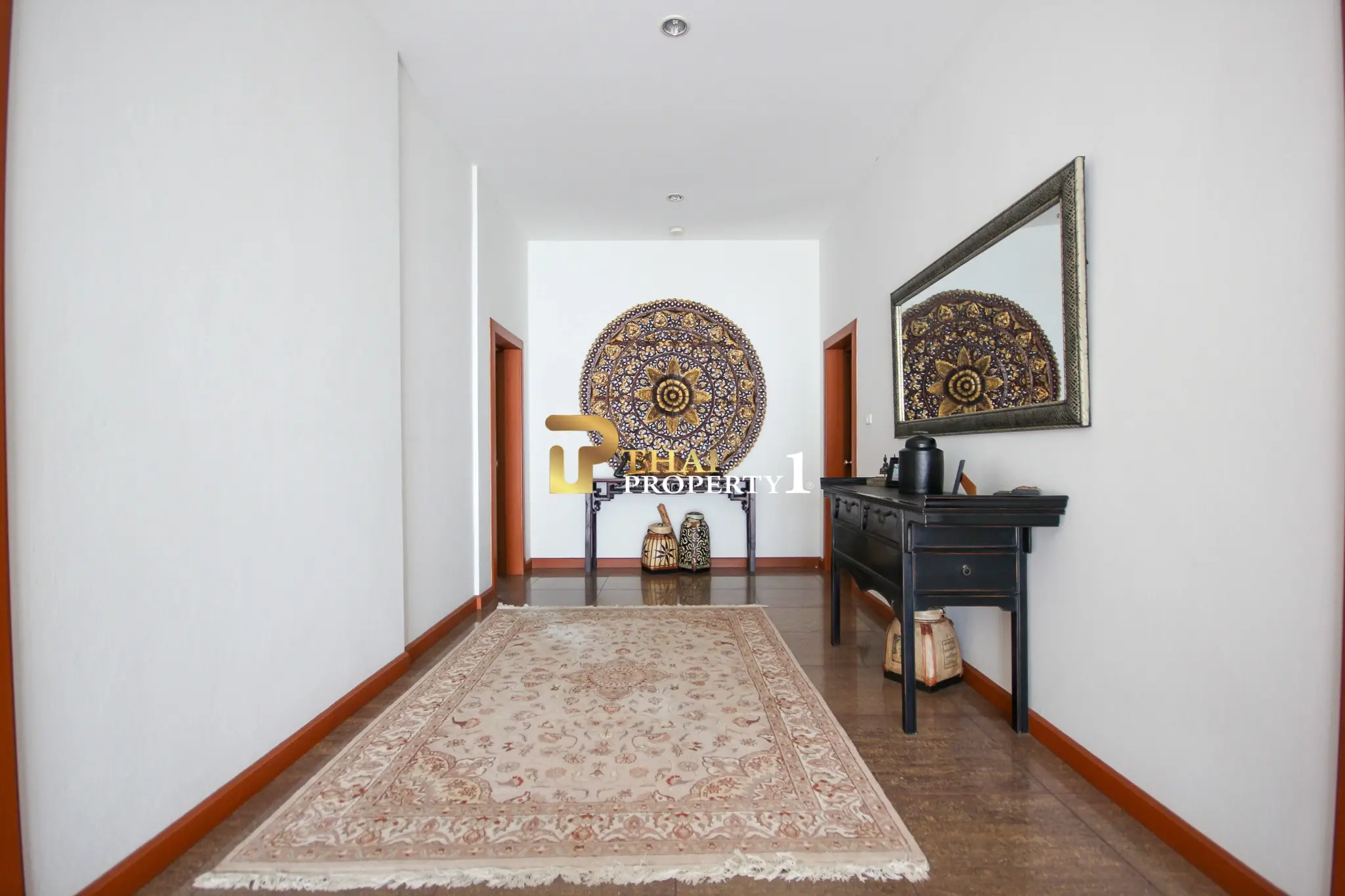 Hua Hin Soi 6 (Bo Fai) – 5-Bedroom Private Family Pool Villa with Guest House on 1,900 SQ.M. Land Plot