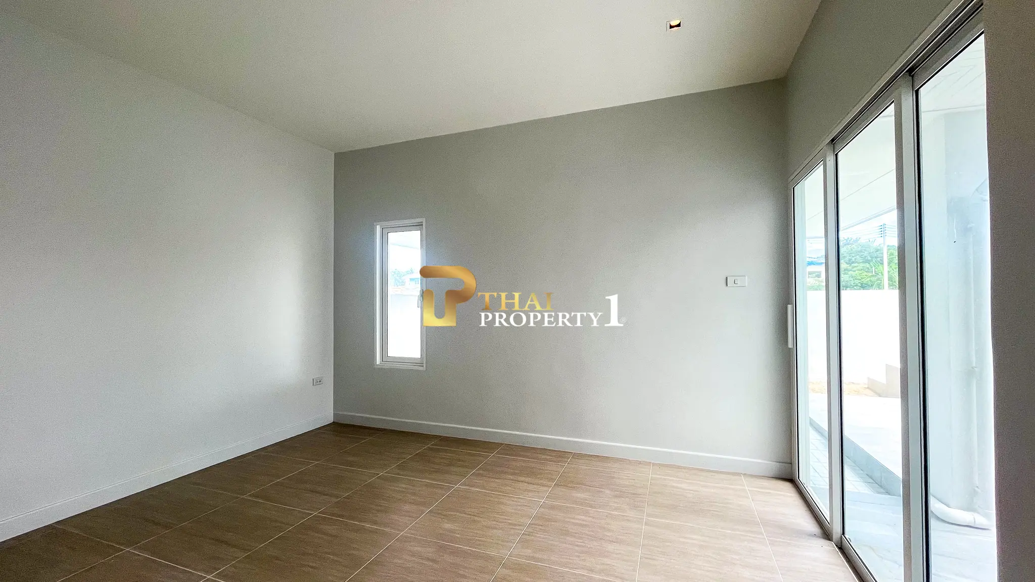 Cha Am Beach South - New 3 Bedroom Pool Villa for Sale