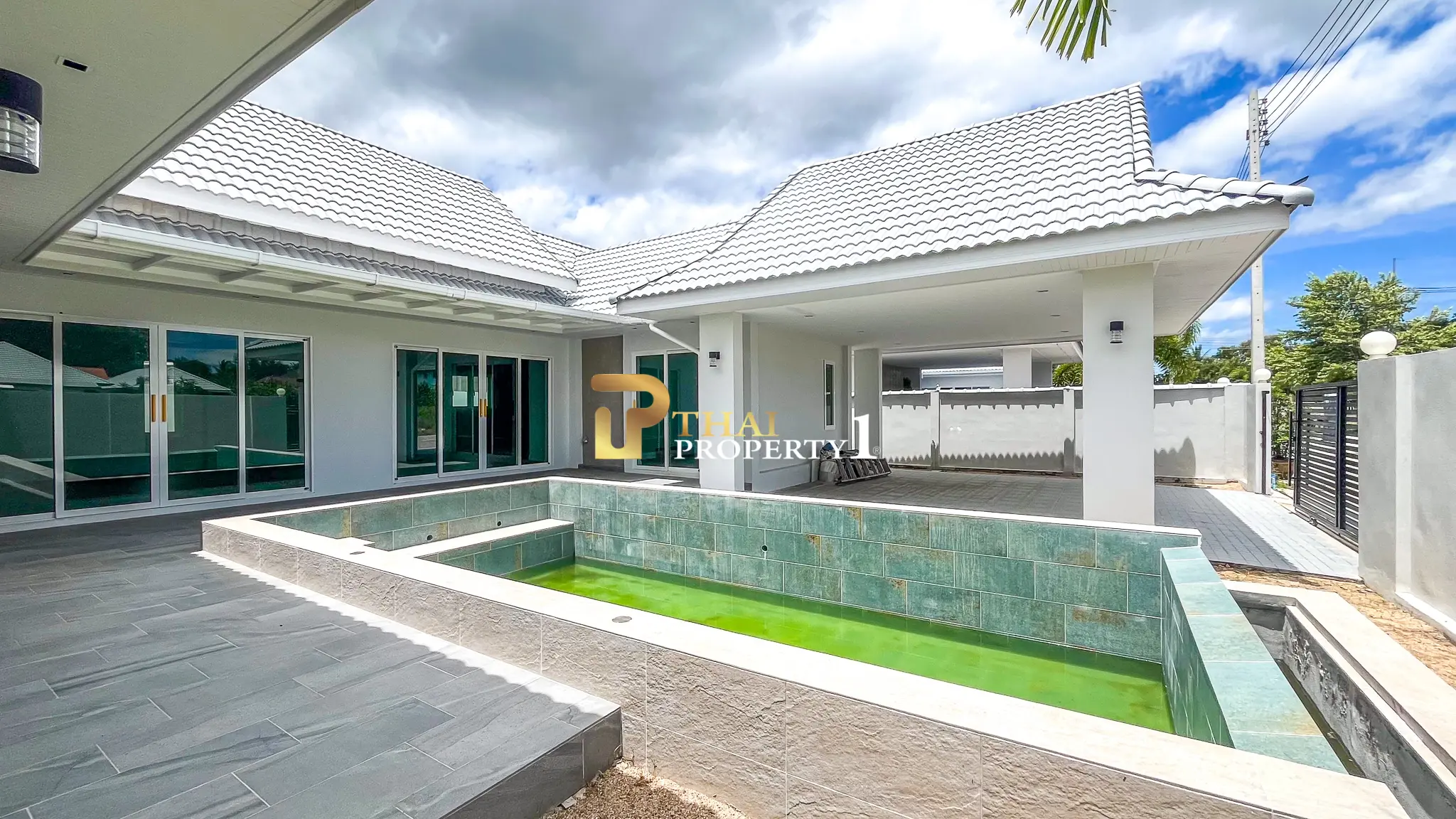 Cha Am Beach South - New 3 Bedroom Pool Villa for Sale