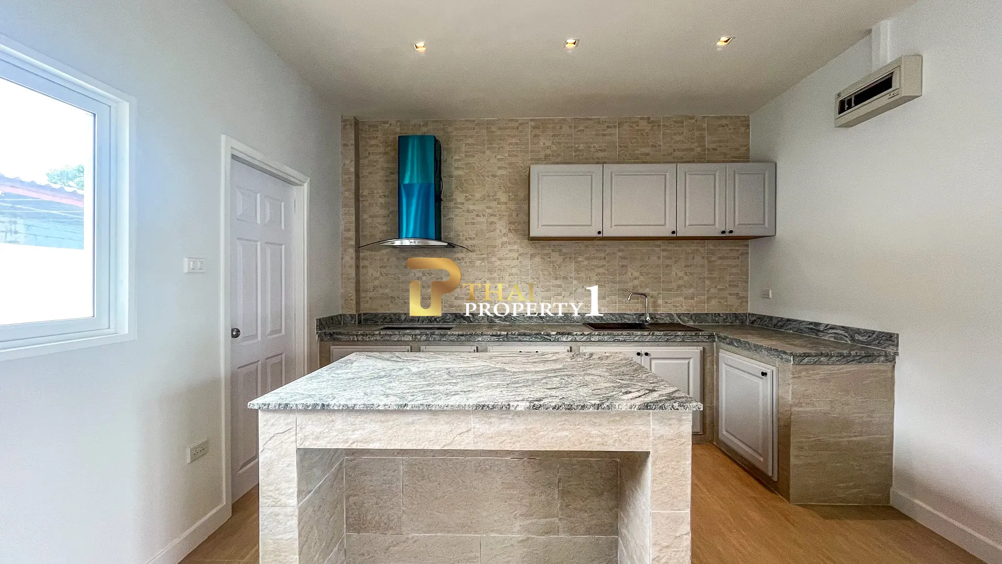 Cha Am Beach South - New 3 Bedroom Pool Villa for Sale