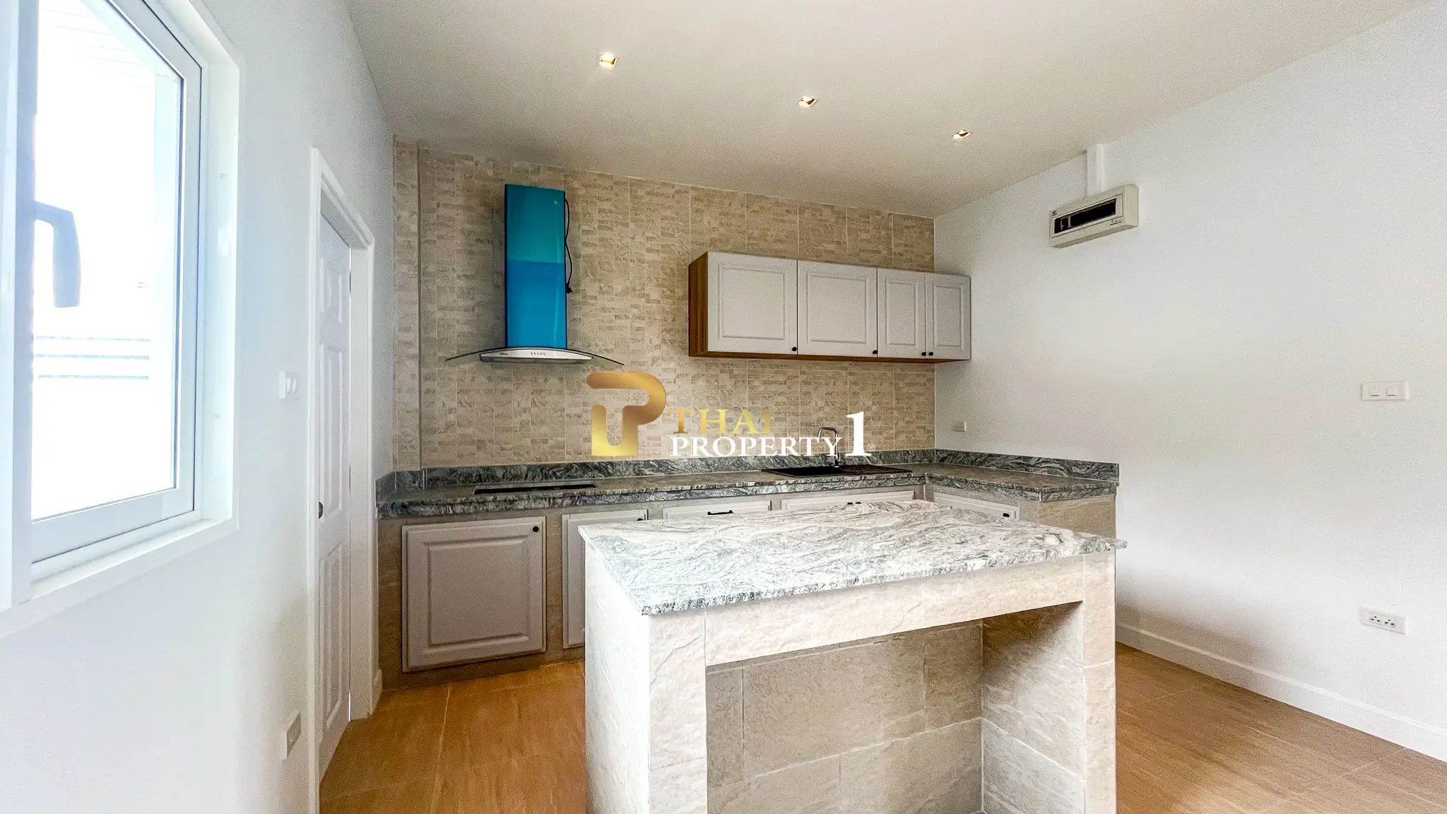 Cha Am Beach South - New 3 Bedroom Pool Villa for Sale