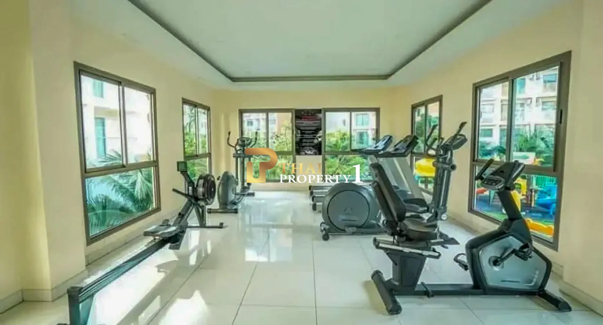 Newly Renovated 1 Bedroom Condo with Pool View – Laguna Beach Resort 2, near Jomtien Beach