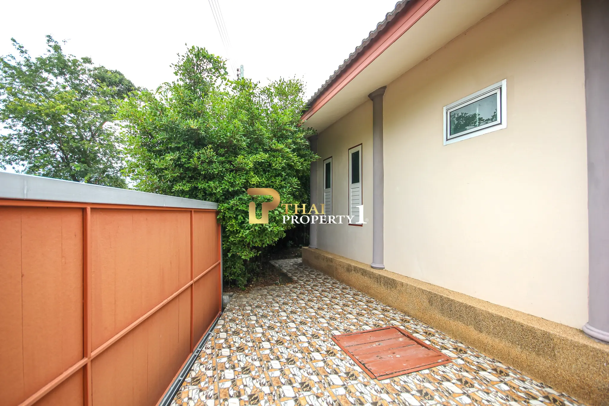 Fully Furnished 3-Bedroom Home in Cha Am