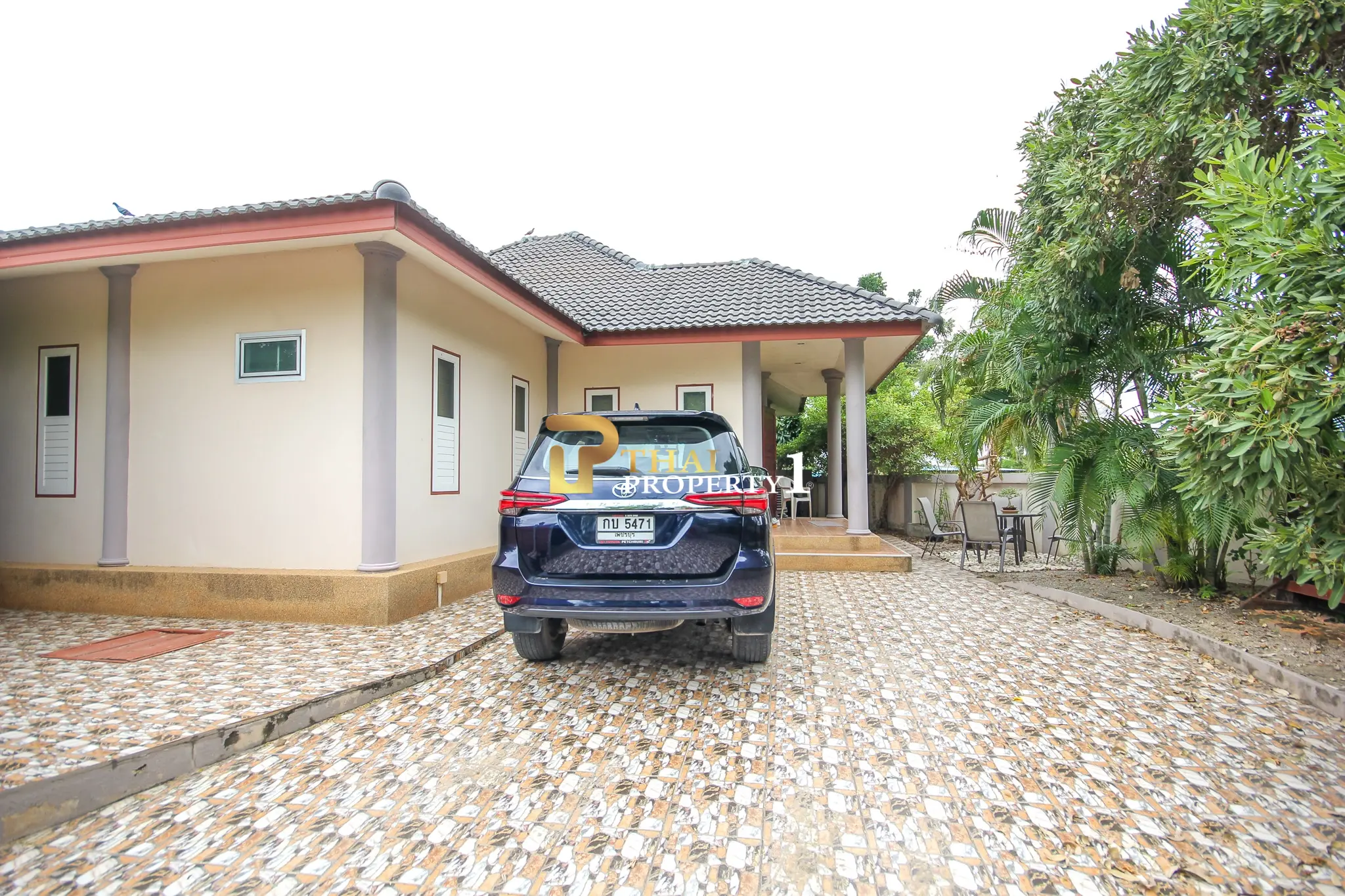 Fully Furnished 3-Bedroom Home in Cha Am