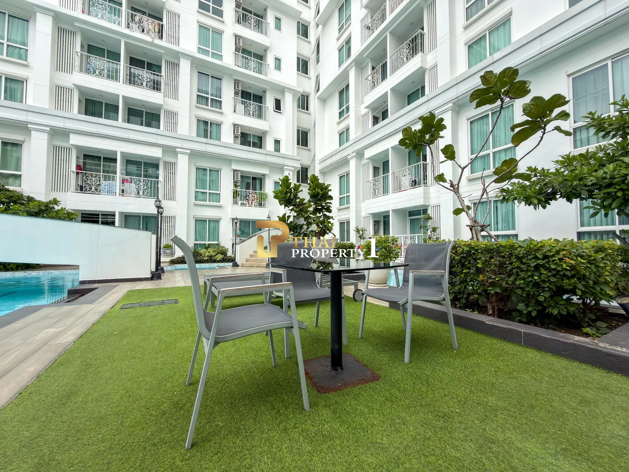 1-Bedroom Condo for Sale in Jomtien The Orient Resort & Spa