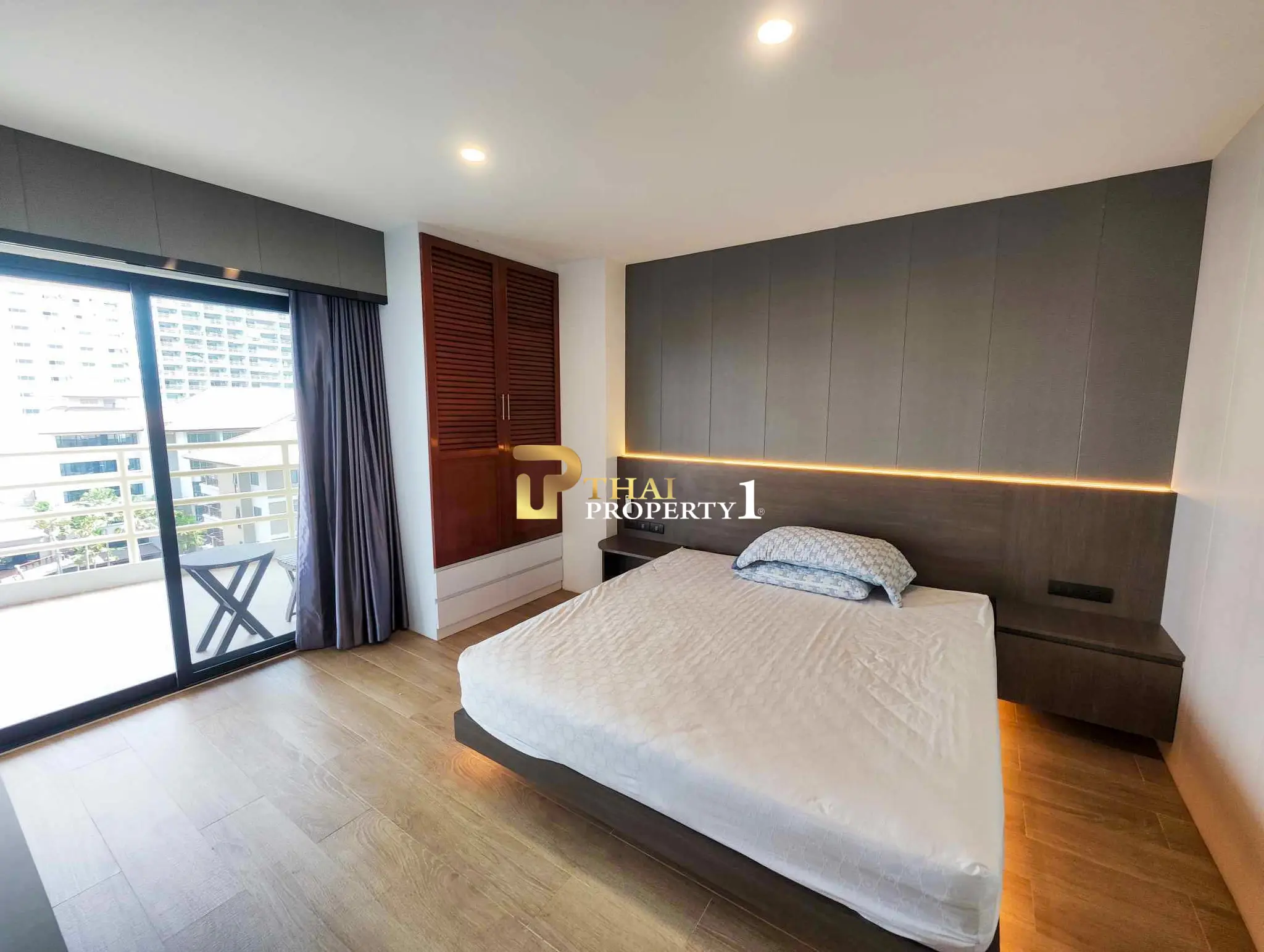 View Talay 5C Jomtien – 2-Bedroom Sea View Condo in the Heart of Pattaya, Ready to Move In