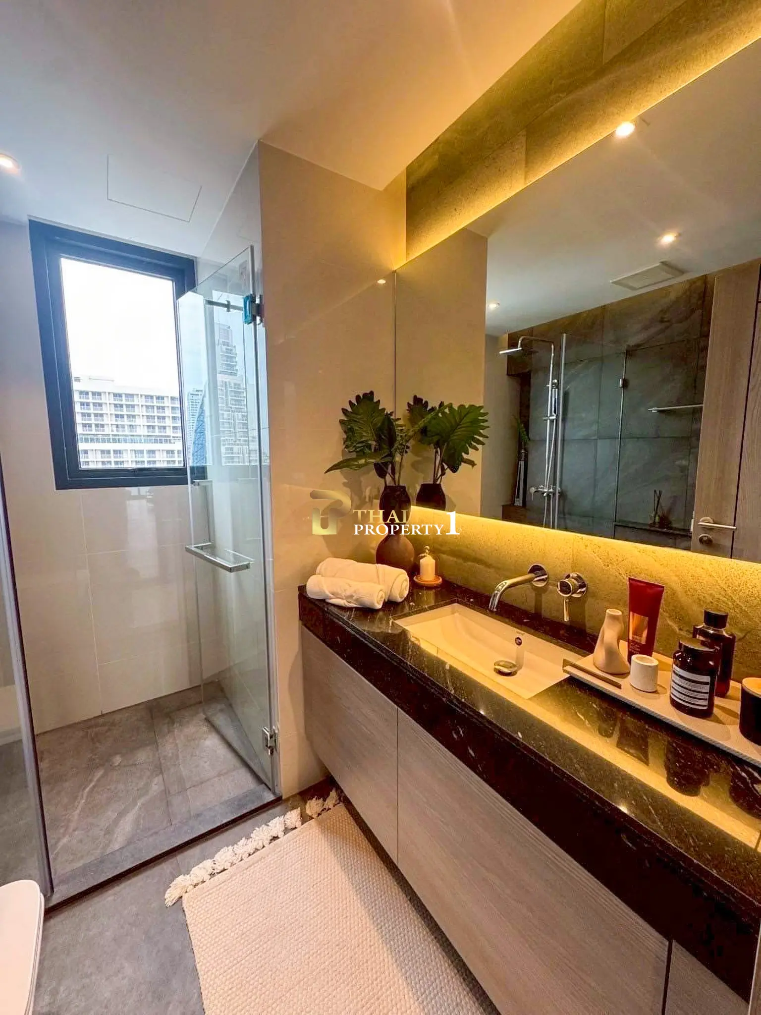 Luxury Sea View Condo on Pratumnak Hill – Andromeda Condominium Pattaya