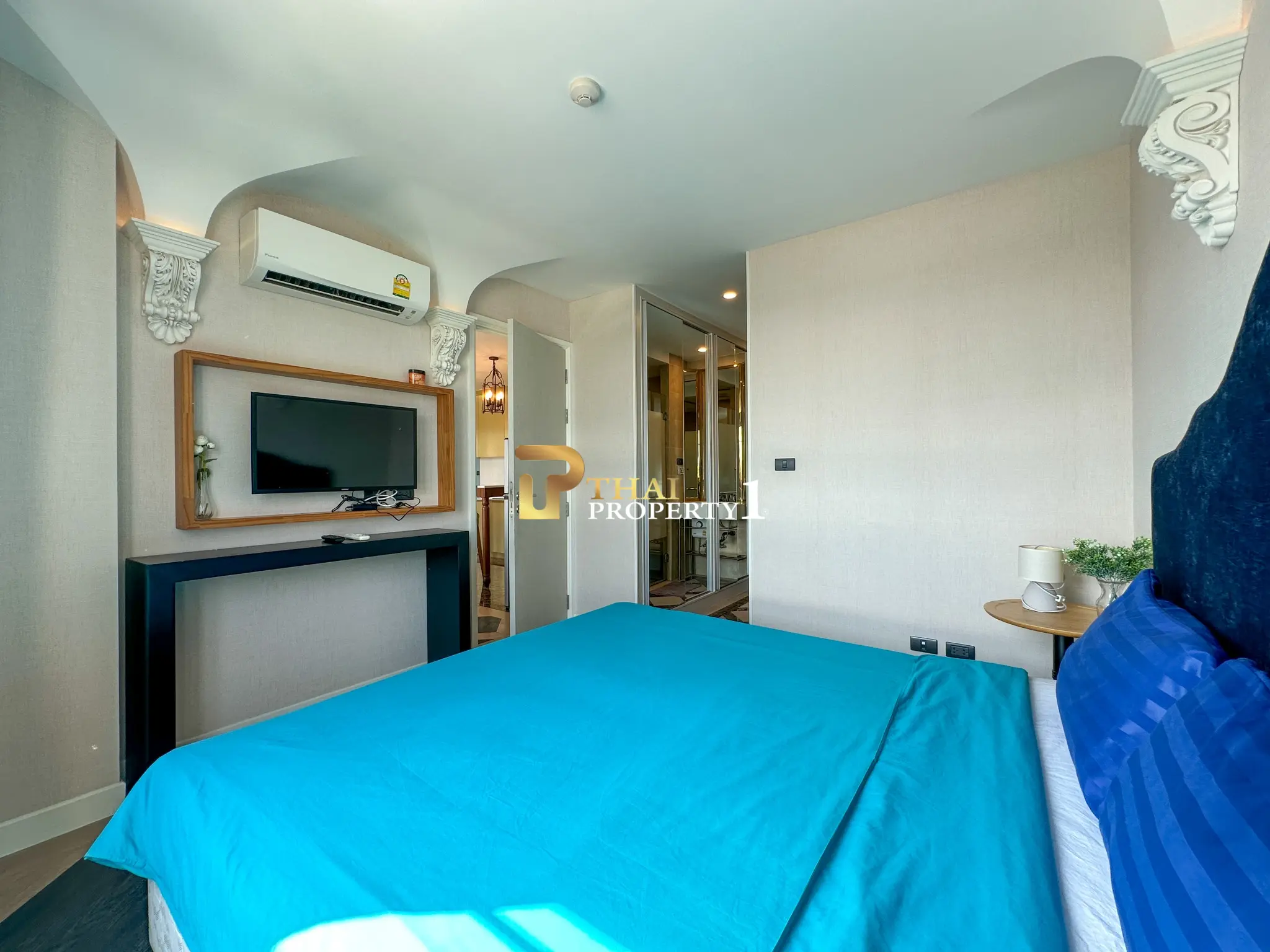 Espana Condo Resort Jomtien – Luxury Resort-Style 2-Bedroom Condo near Jomtien Beach