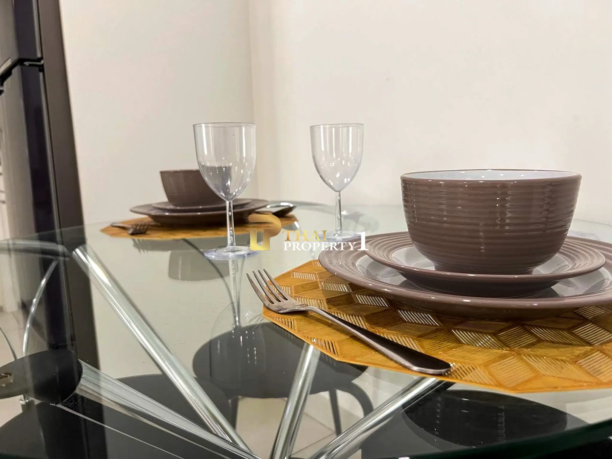 Siam Oriental Plaza Pattaya – City View Condo for Sale at Pratumnak Prime Location