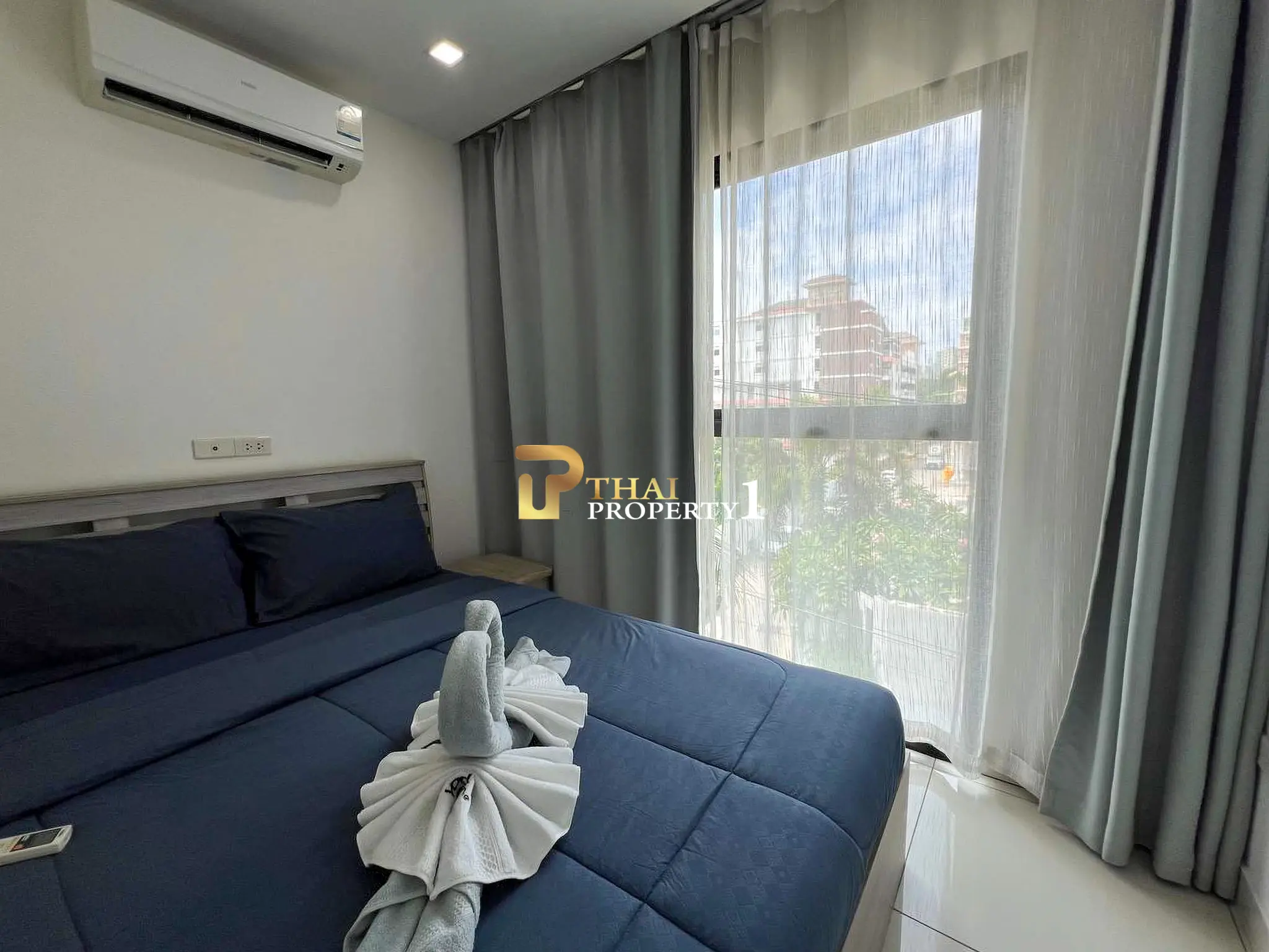 Siam Oriental Plaza Pattaya – City View Condo for Sale at Pratumnak Prime Location