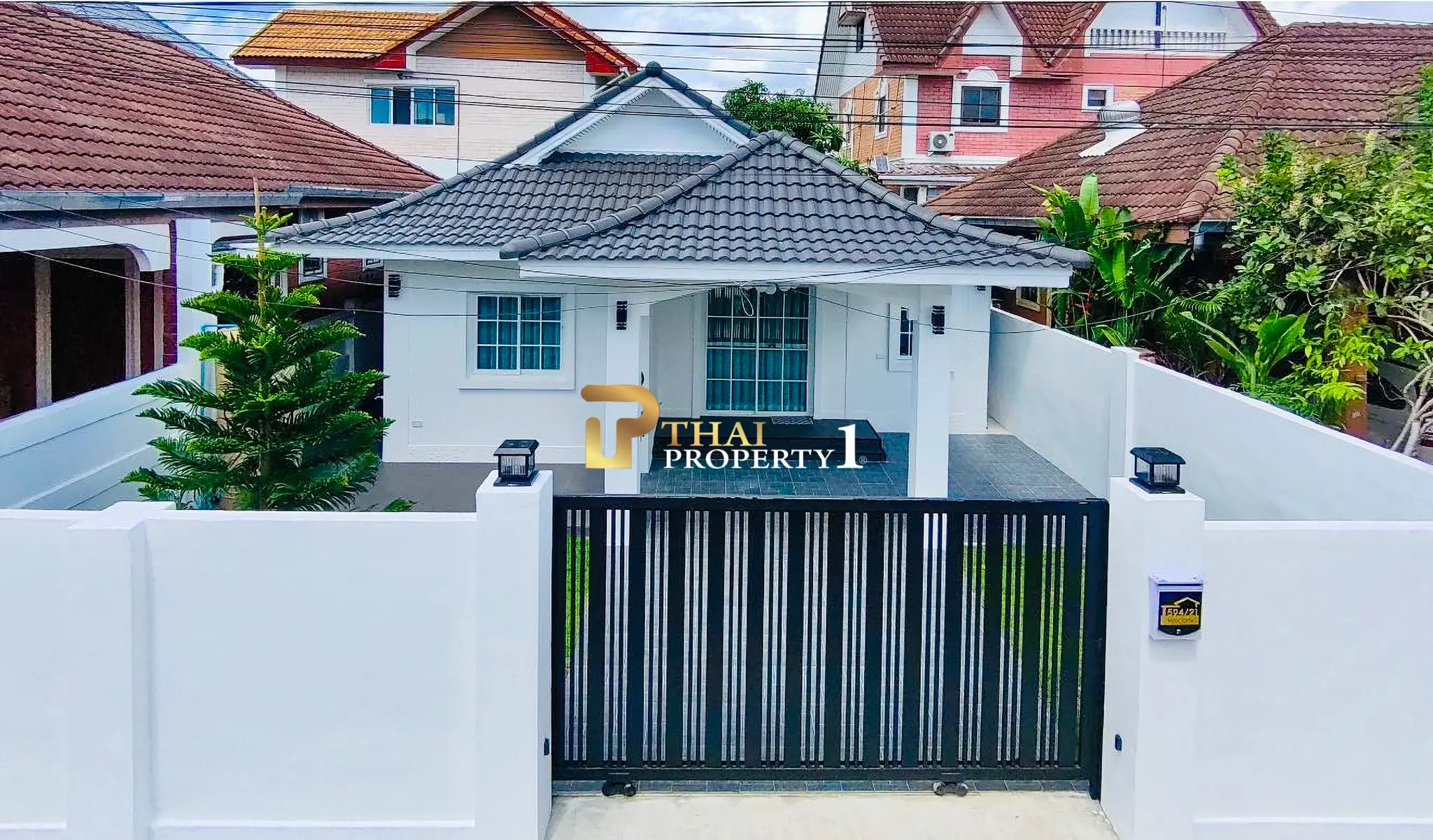 Newly Renovated Single House in Naklua – Prime Location Near the Sea, Ready to Move In