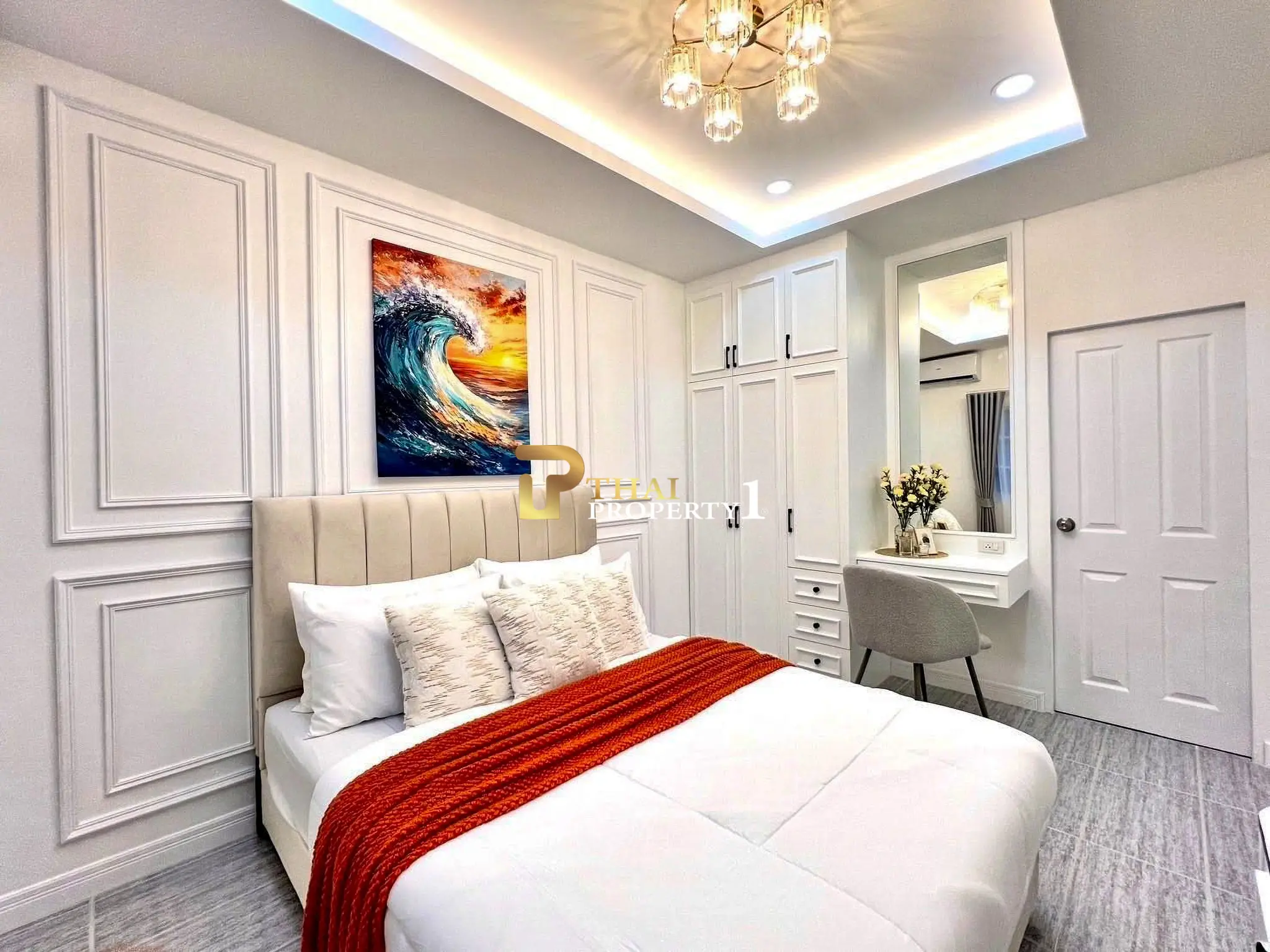 Newly Renovated Single House in Naklua – Prime Location Near the Sea, Ready to Move In