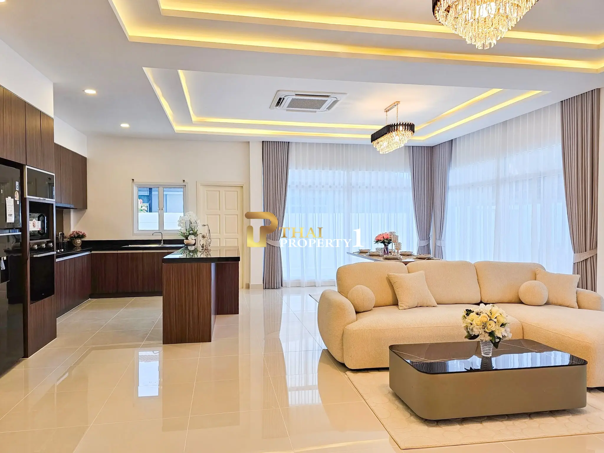 Bassengvilla til salgs – Renovert Panalee Banna Village, Huay Yai, Pattaya