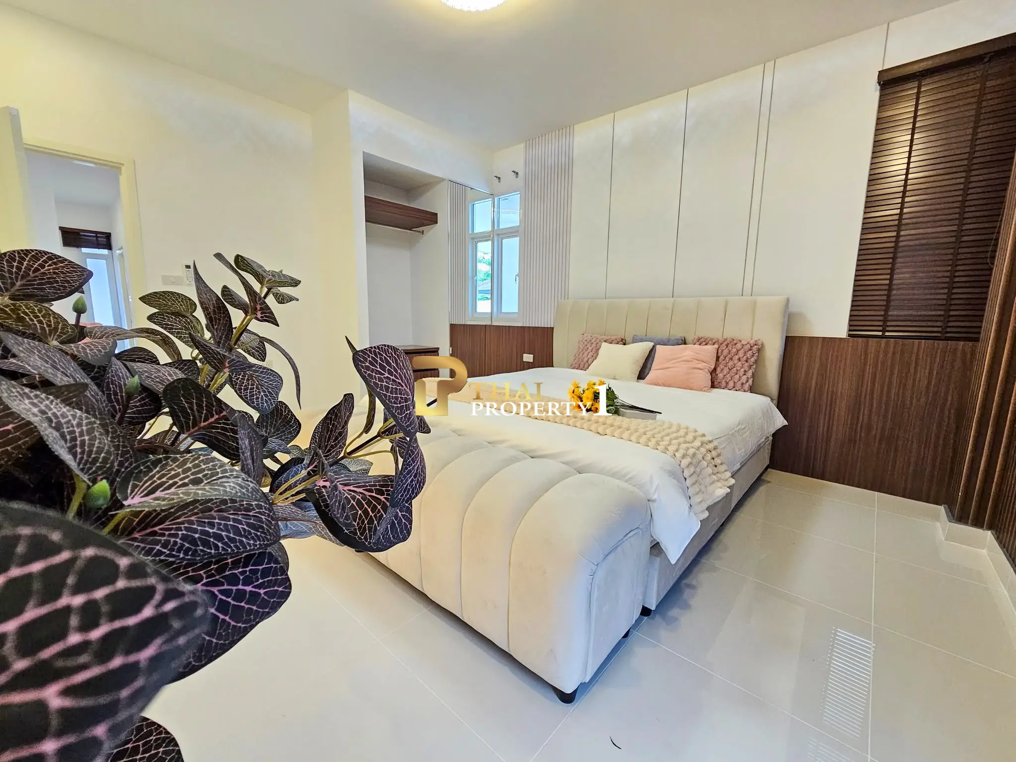 Bassengvilla til salgs – Renovert Panalee Banna Village, Huay Yai, Pattaya