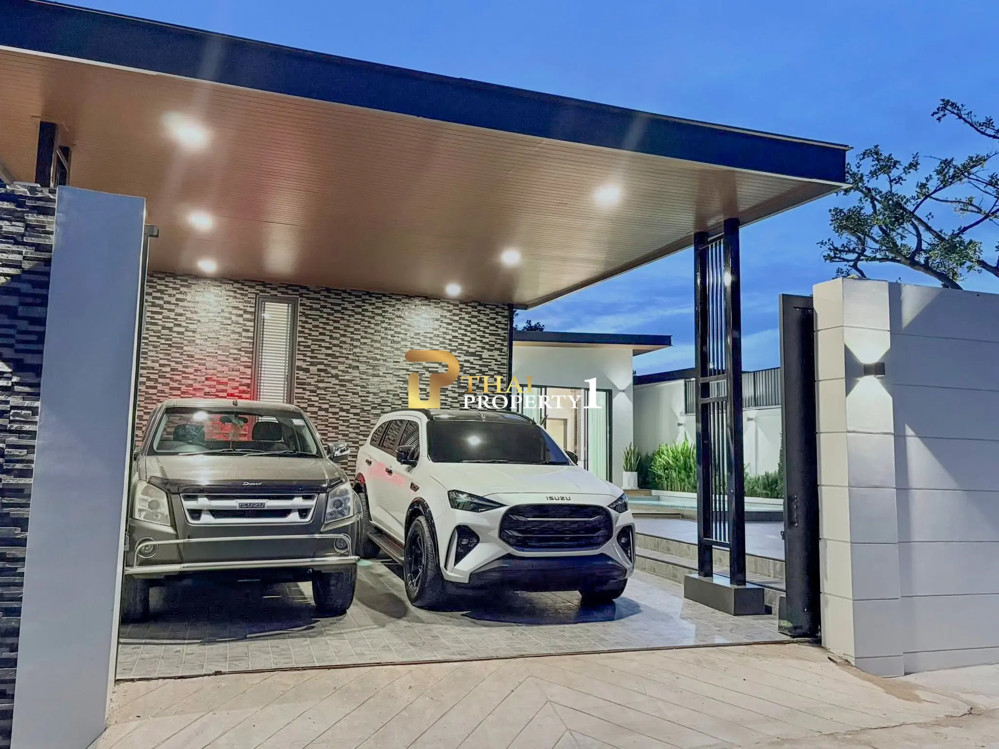 Luksuriøs moderne villa med basseng – Ny og innflytningsklar bolig nær Tara Pattana International School, Pattaya