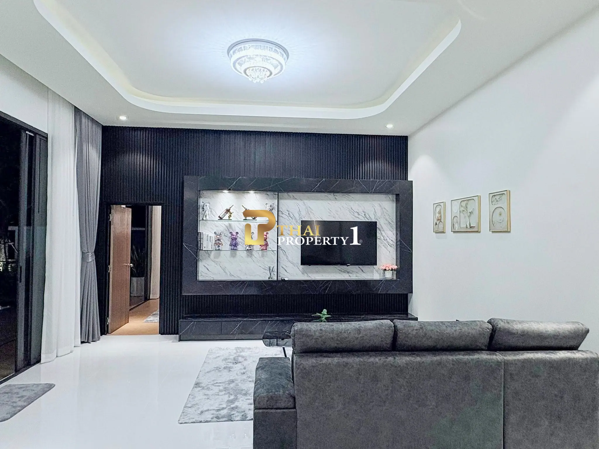 Luksuriøs moderne villa med basseng – Ny og innflytningsklar bolig nær Tara Pattana International School, Pattaya