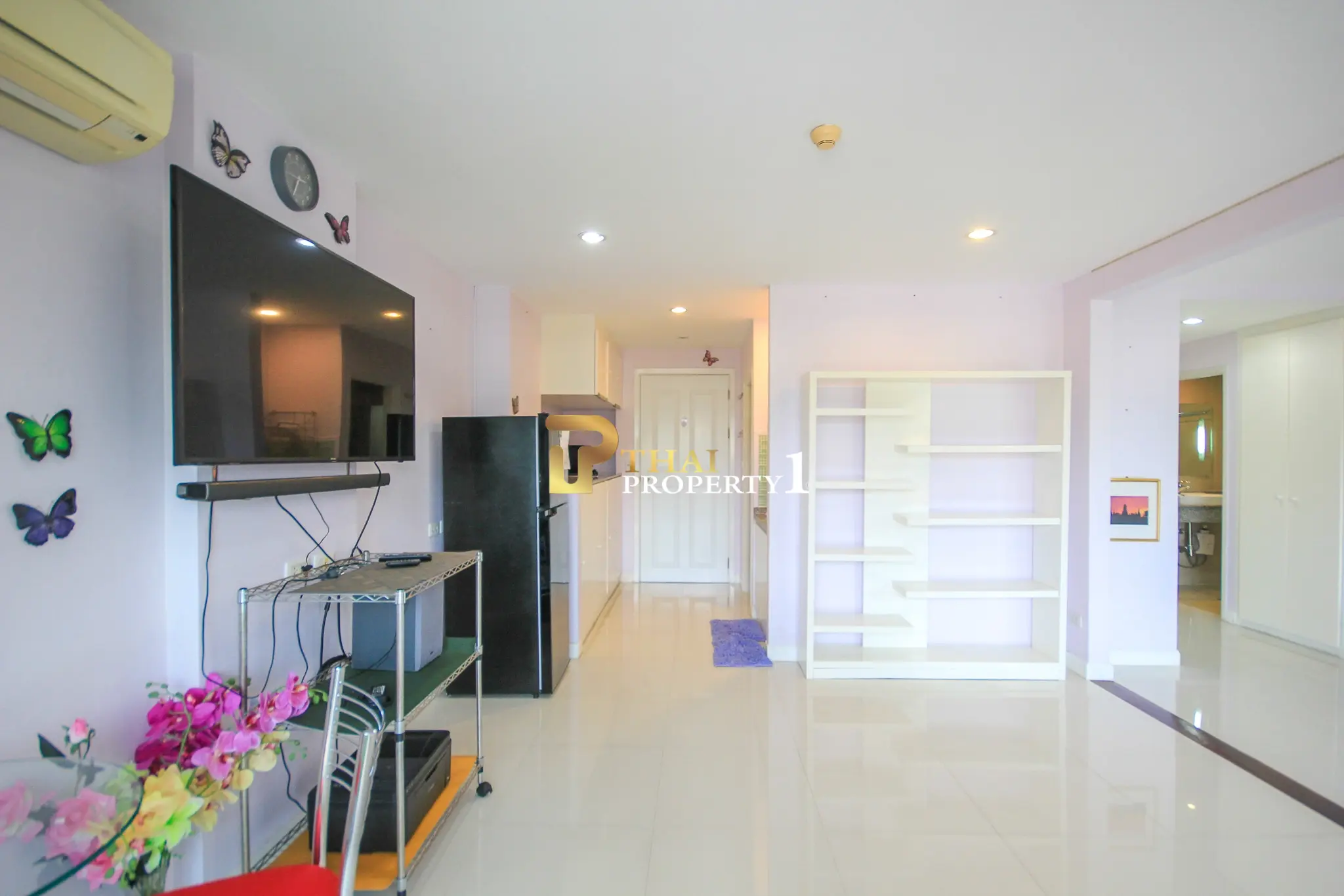 Spacious 1-Bedroom Town-center Condo with Mountain View – Tira Tiraa, Hua Hin