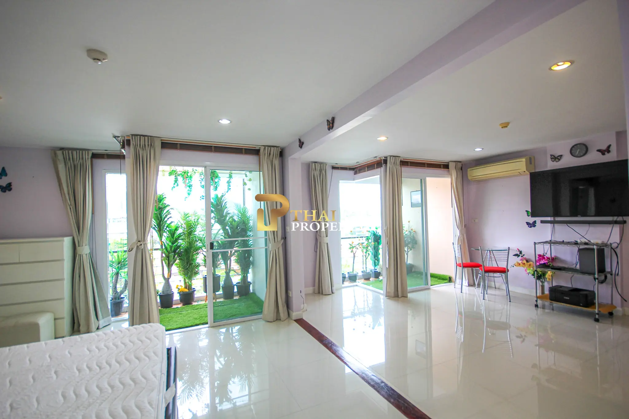 Spacious 1-Bedroom Town-center Condo with Mountain View – Tira Tiraa, Hua Hin