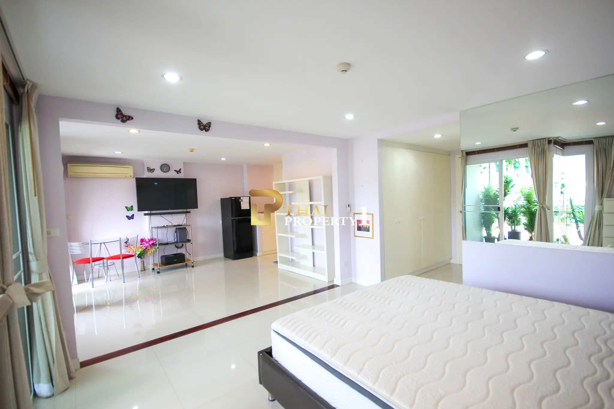 Spacious 1-Bedroom Town-center Condo with Mountain View – Tira Tiraa, Hua Hin