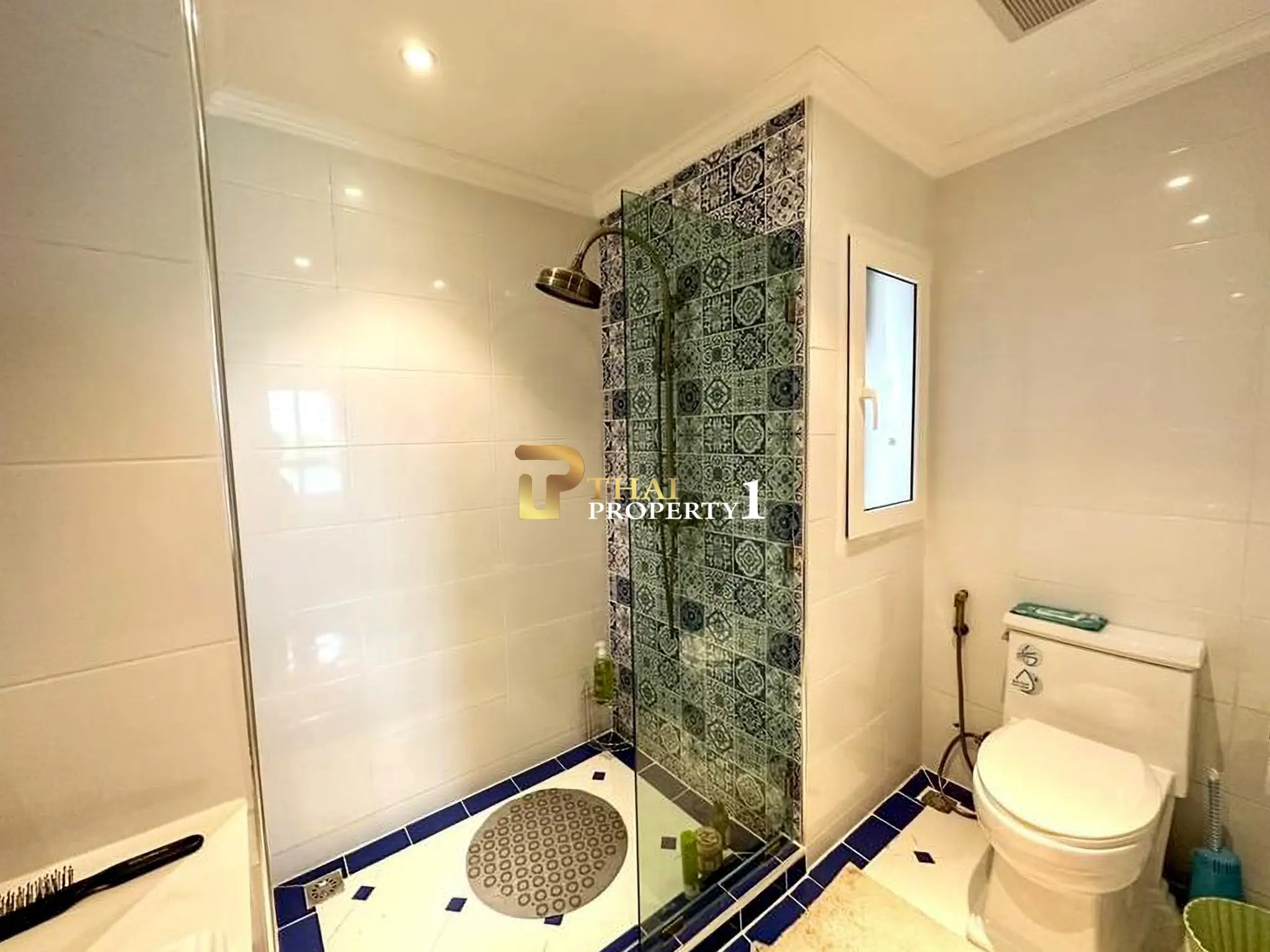Seven Seas 2 Cote d’Azur Pattaya – Beautiful City View Condo near Na Jomtien Beach