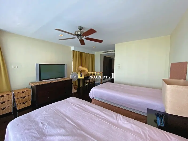 Absolute Beachfront Villa – Freehold Condo Ownership in Hua Hin