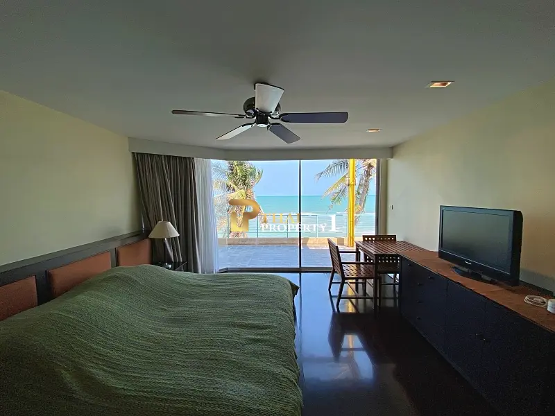 Absolute Beachfront Villa – Freehold Condo Ownership in Hua Hin