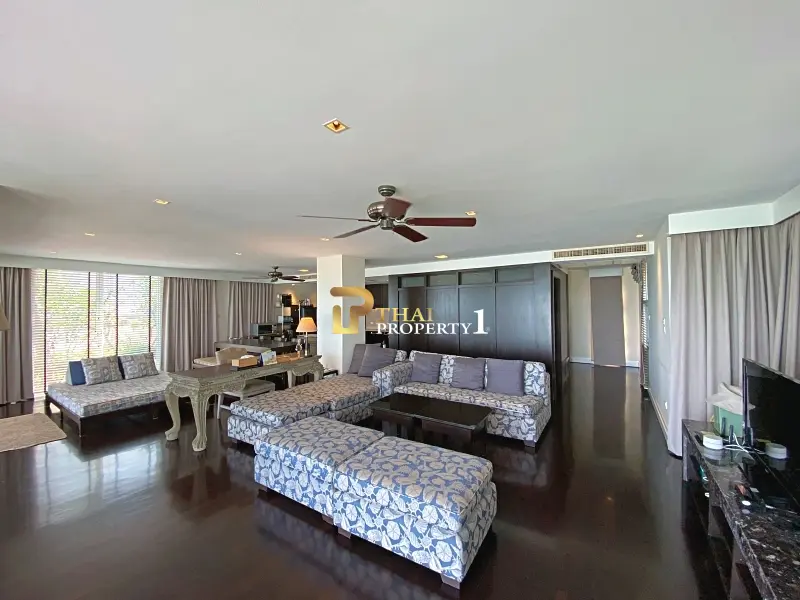 Absolute Beachfront Villa – Freehold Condo Ownership in Hua Hin