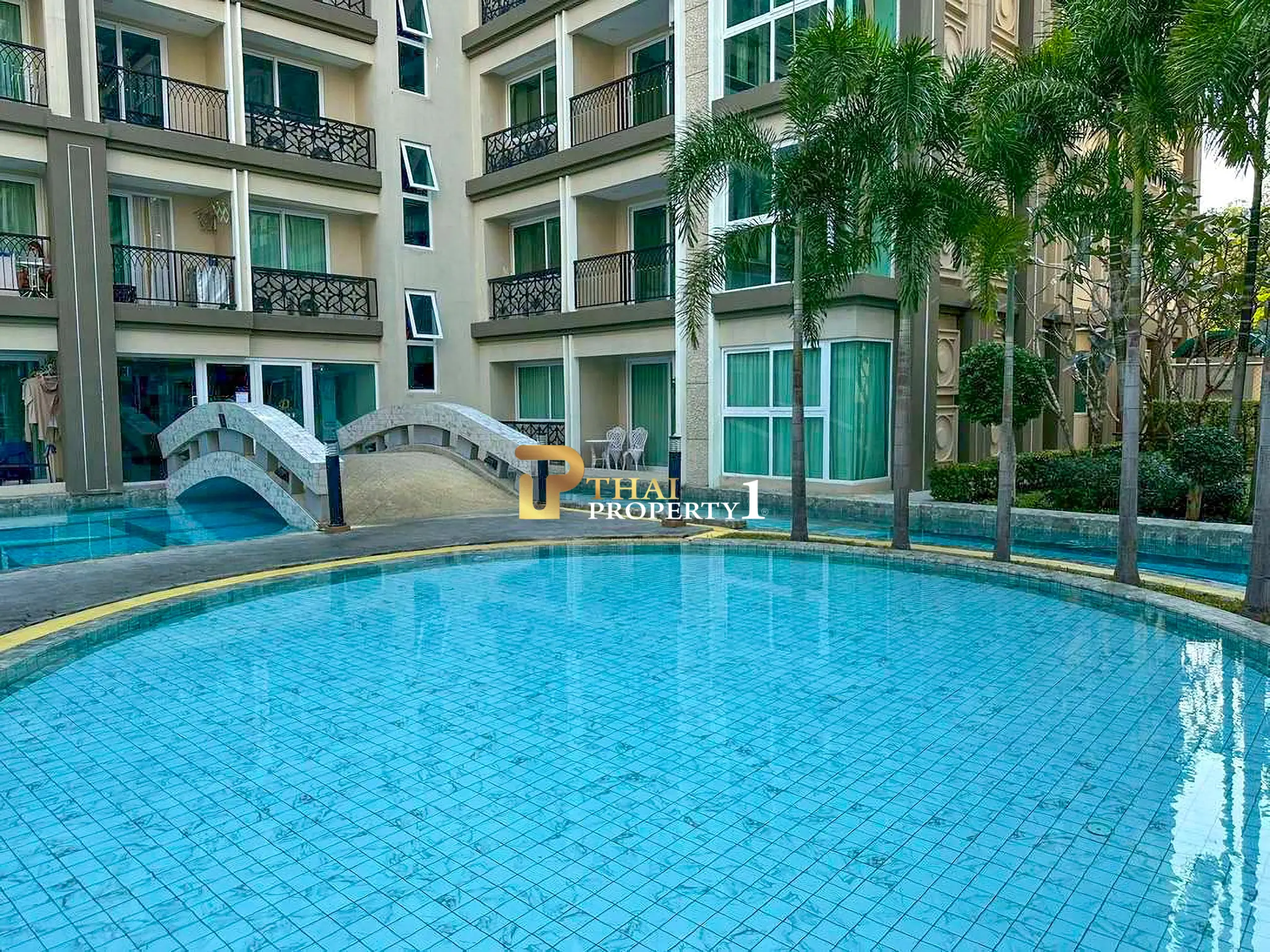 Ready to Move In Condo near Jomtien Beach Pool View – Dusit Grand Park 2 Pattaya