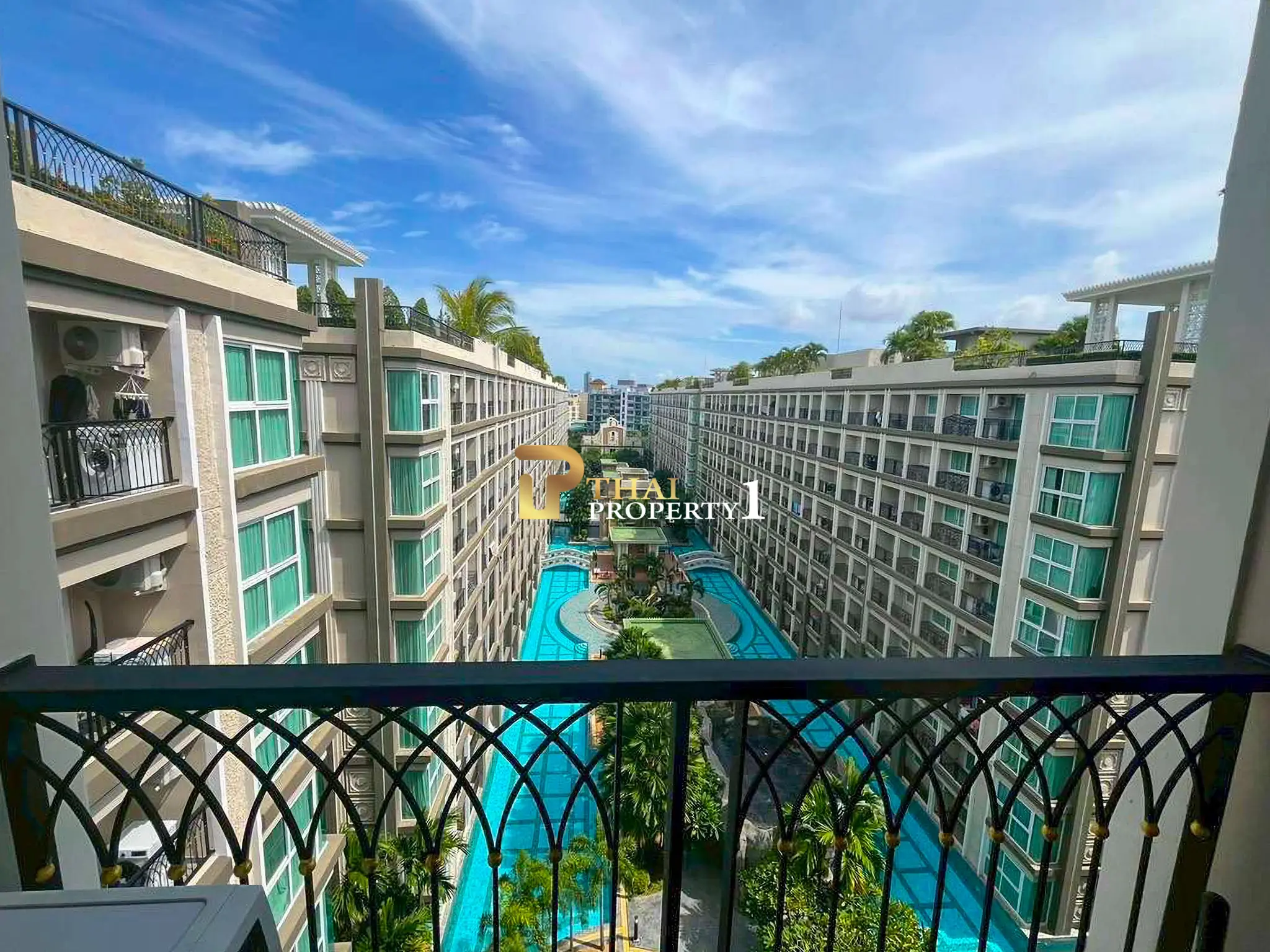 Ready to Move In Condo near Jomtien Beach Pool View – Dusit Grand Park 2 Pattaya