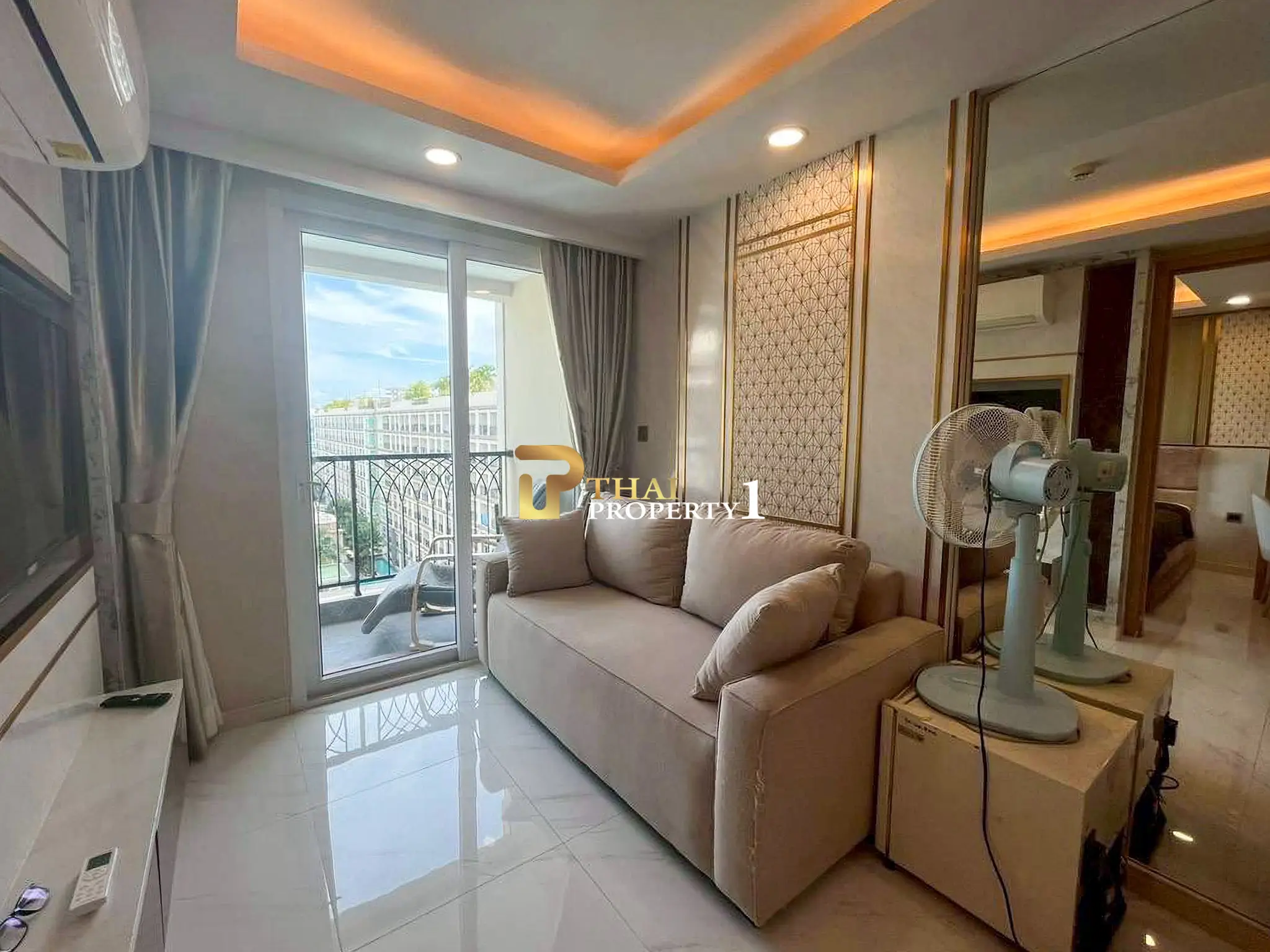 Ready to Move In Condo near Jomtien Beach Pool View – Dusit Grand Park 2 Pattaya