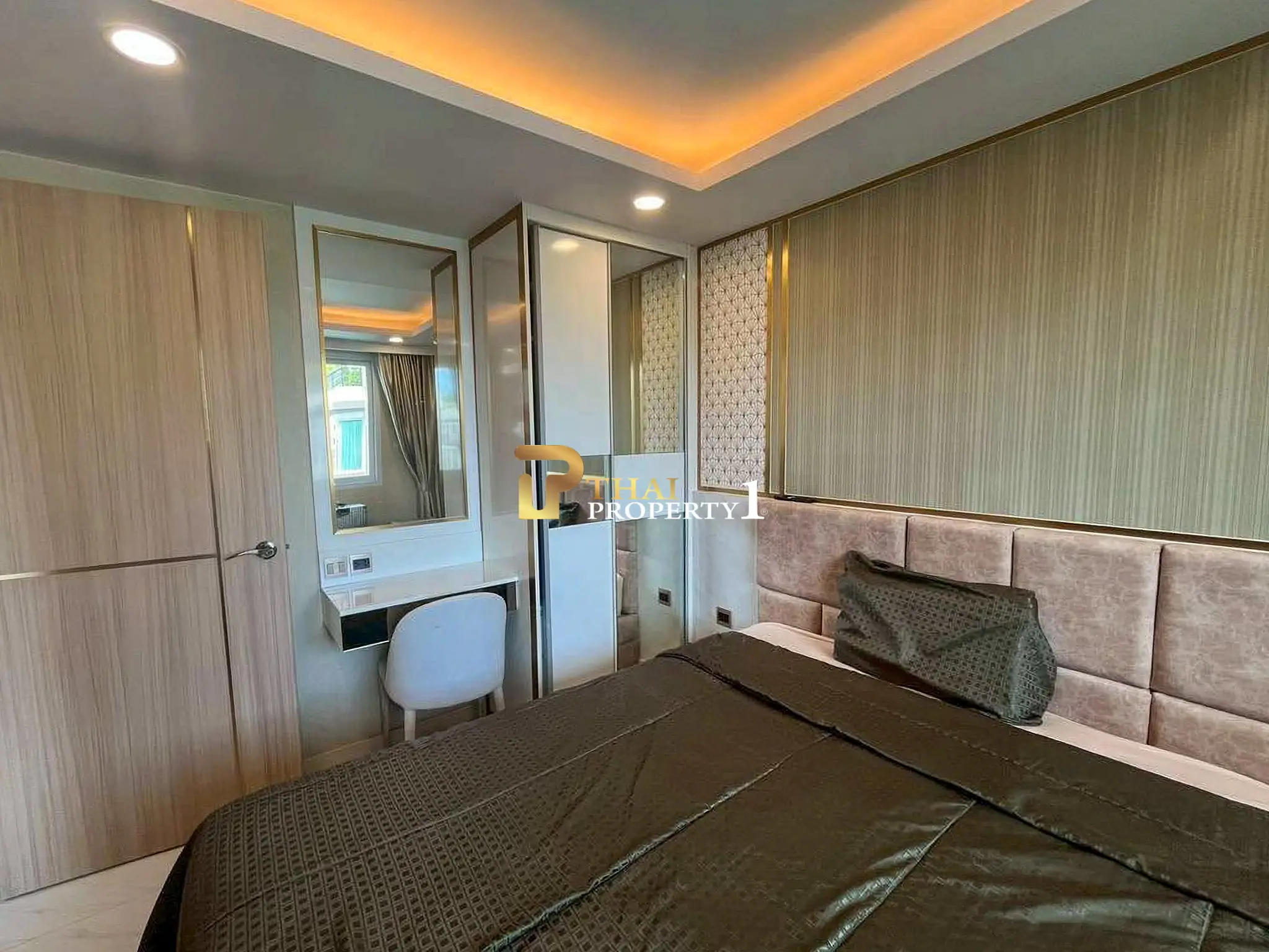 Ready to Move In Condo near Jomtien Beach Pool View – Dusit Grand Park 2 Pattaya