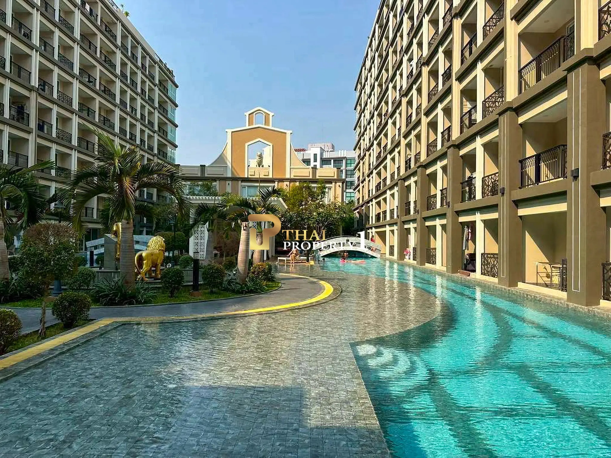 Ready to Move In Condo near Jomtien Beach Pool View – Dusit Grand Park 2 Pattaya