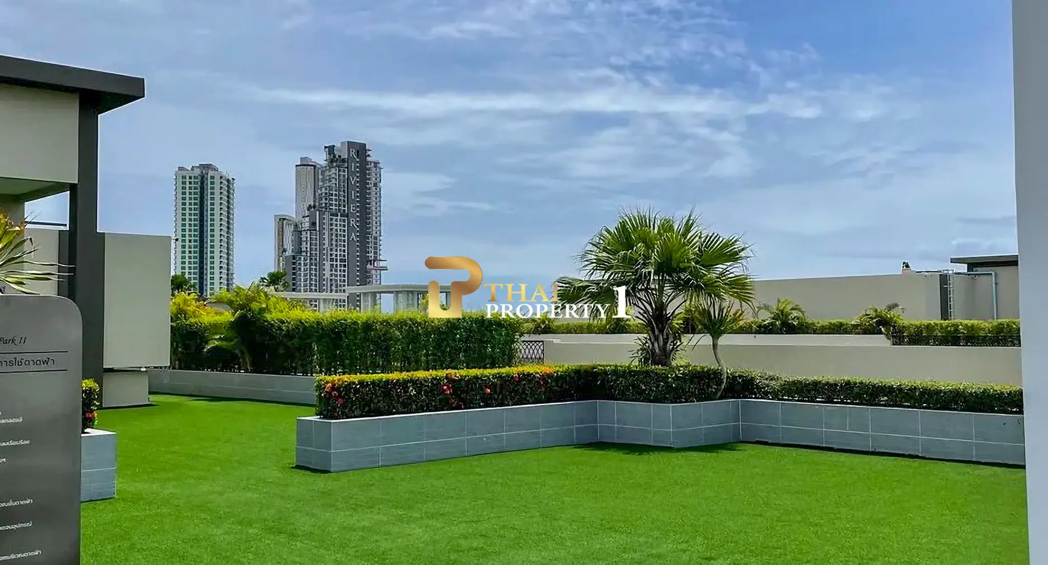 Ready to Move In Condo near Jomtien Beach Pool View – Dusit Grand Park 2 Pattaya
