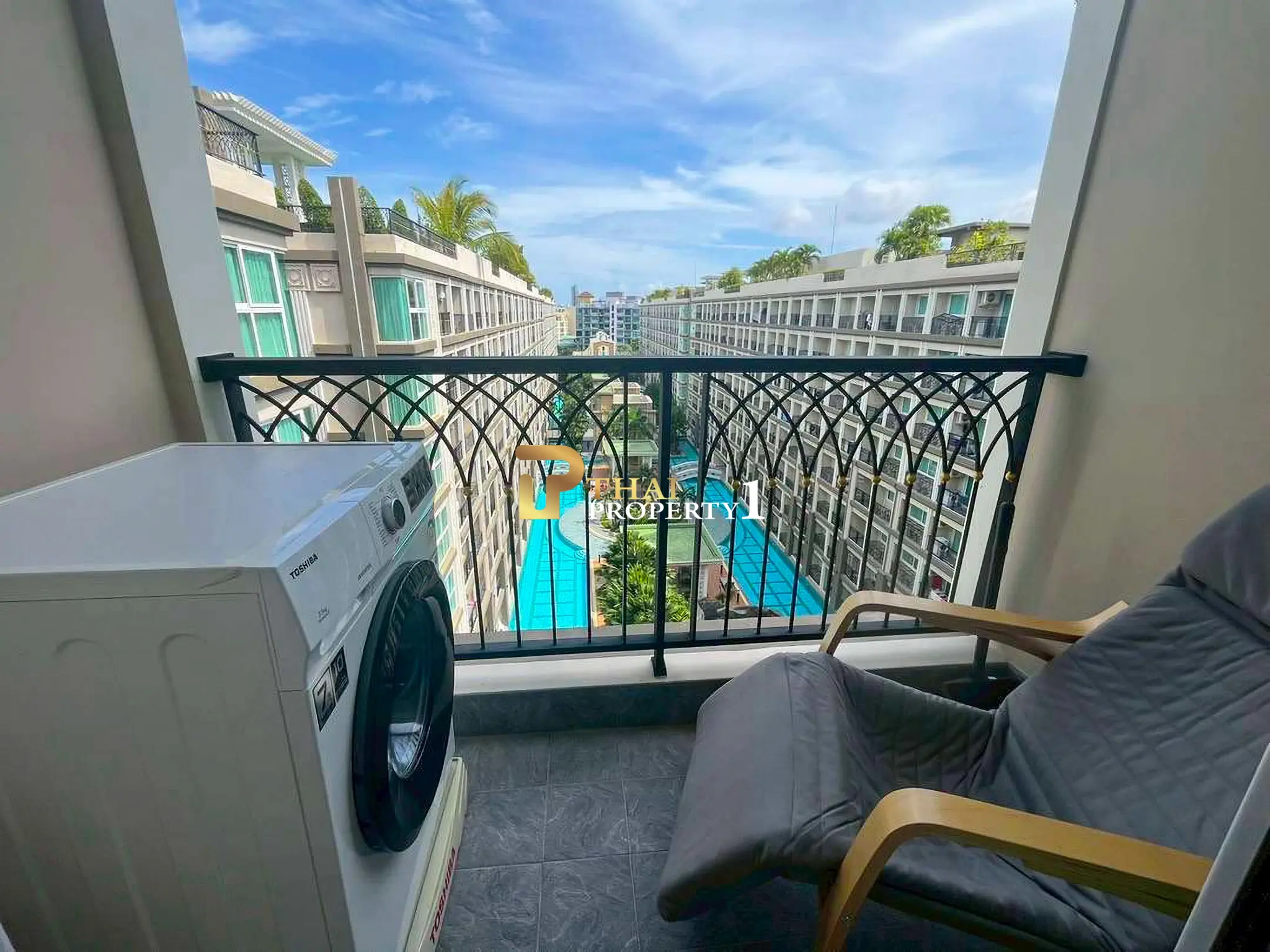 Ready to Move In Condo near Jomtien Beach Pool View – Dusit Grand Park 2 Pattaya