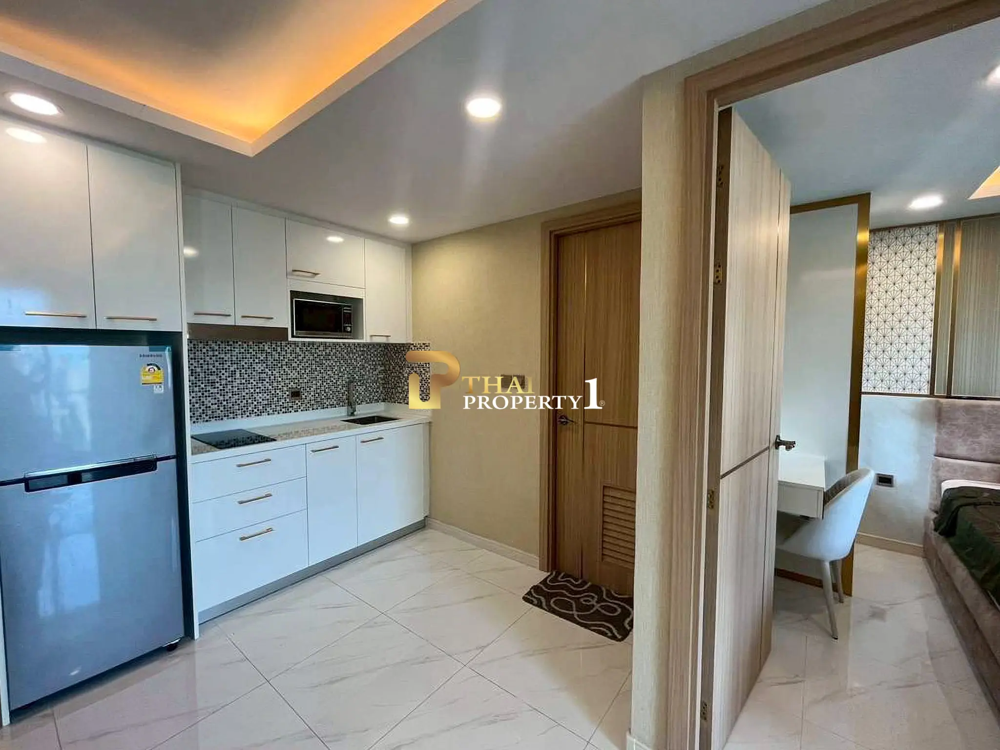 Ready to Move In Condo near Jomtien Beach Pool View – Dusit Grand Park 2 Pattaya