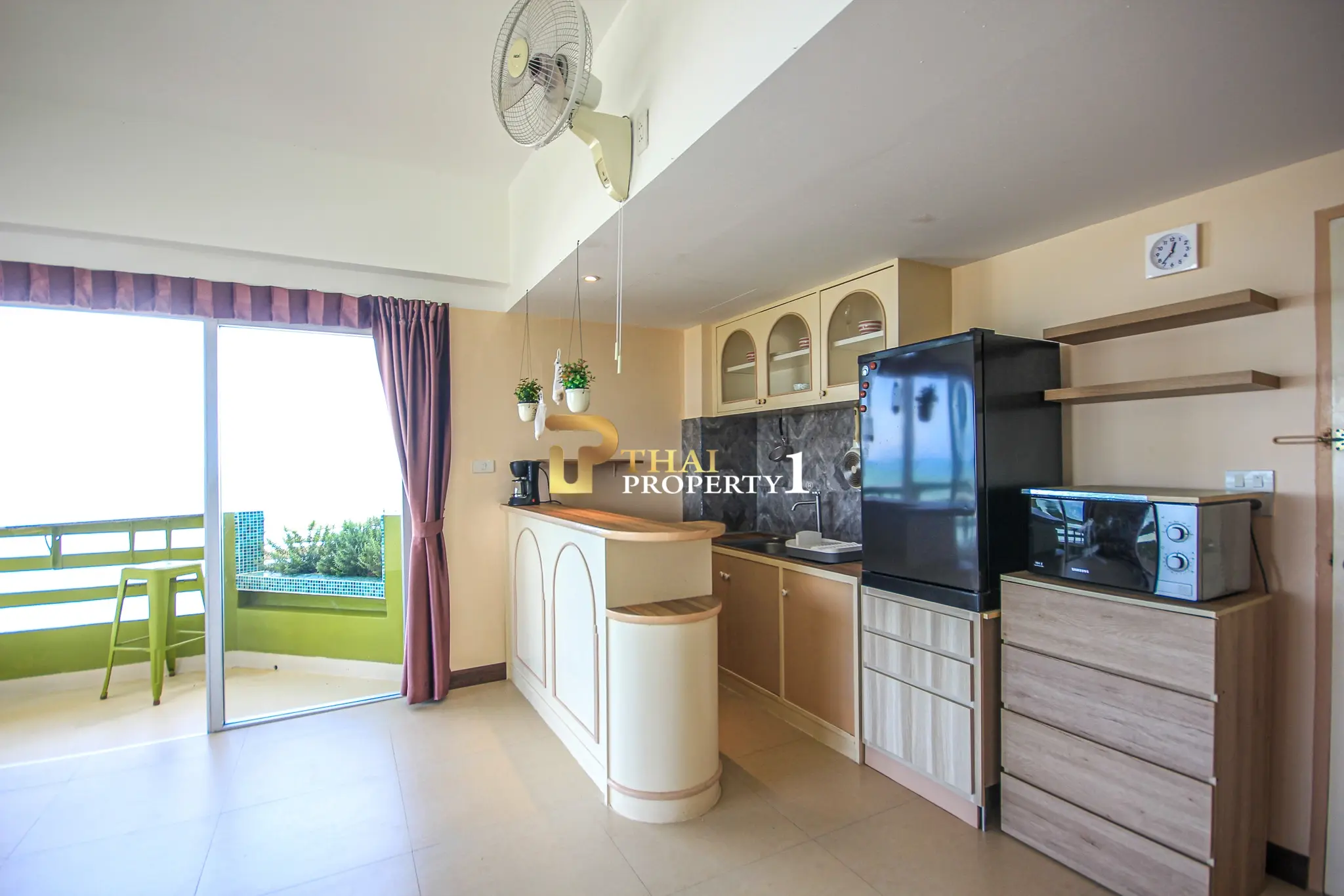 Sea View Condo for Sale in Hua Hin – 1 Bedroom | 67.54 SQ.M | 18th Floor | Condochain Hua Hin