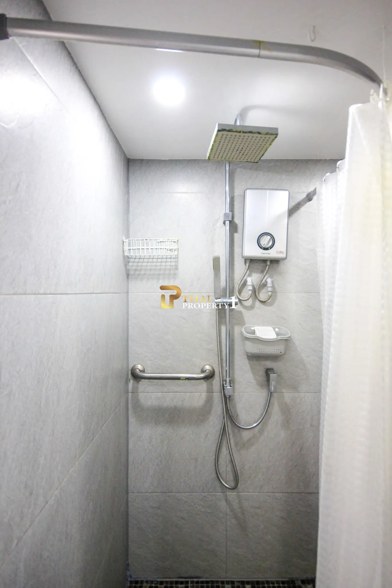 Sea View Condo for Sale in Hua Hin – 1 Bedroom | 67.54 SQ.M | 18th Floor | Condochain Hua Hin