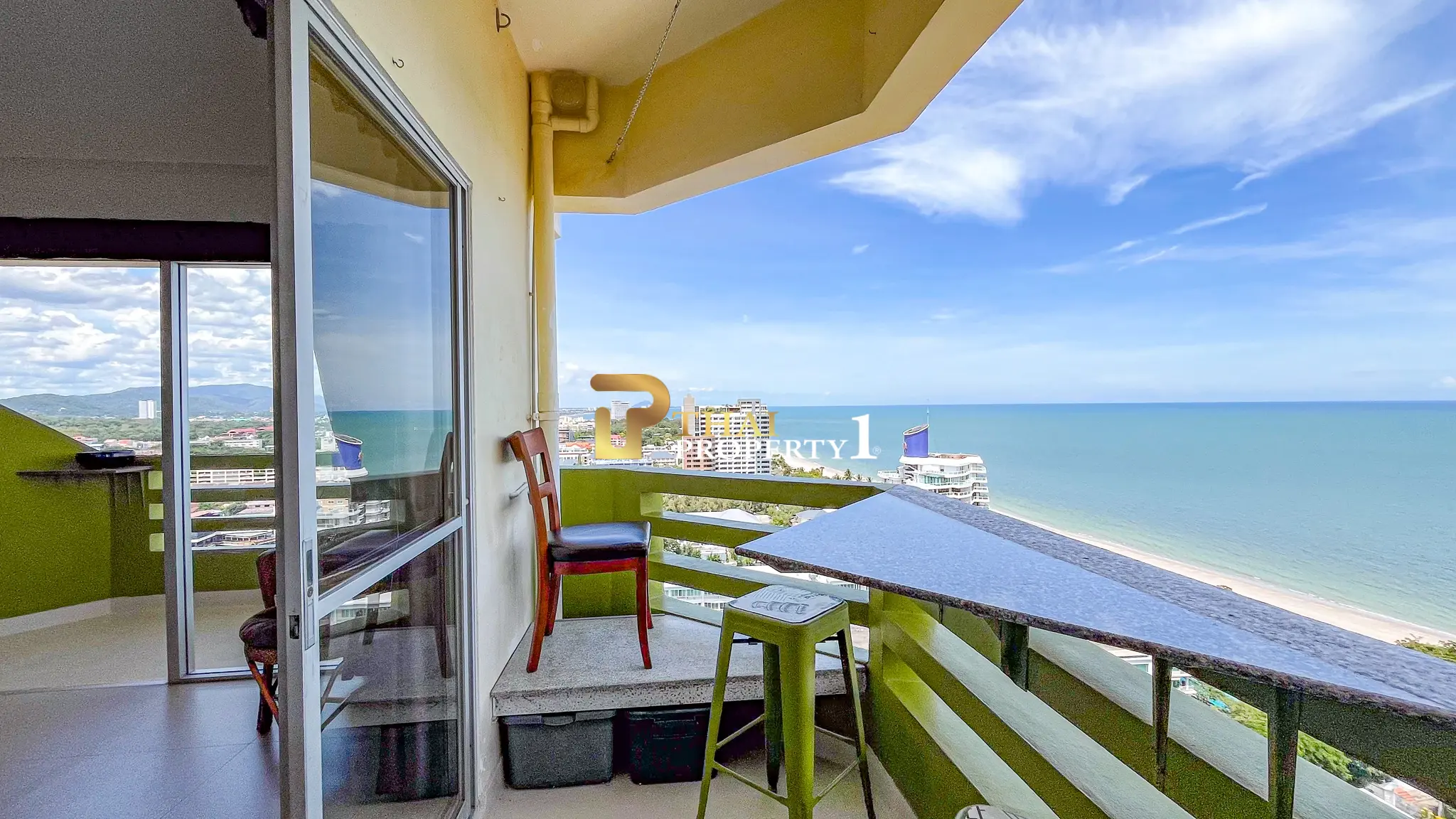 Sea View Condo for Sale in Hua Hin – 1 Bedroom | 67.54 SQ.M | 18th Floor | Condochain Hua Hin