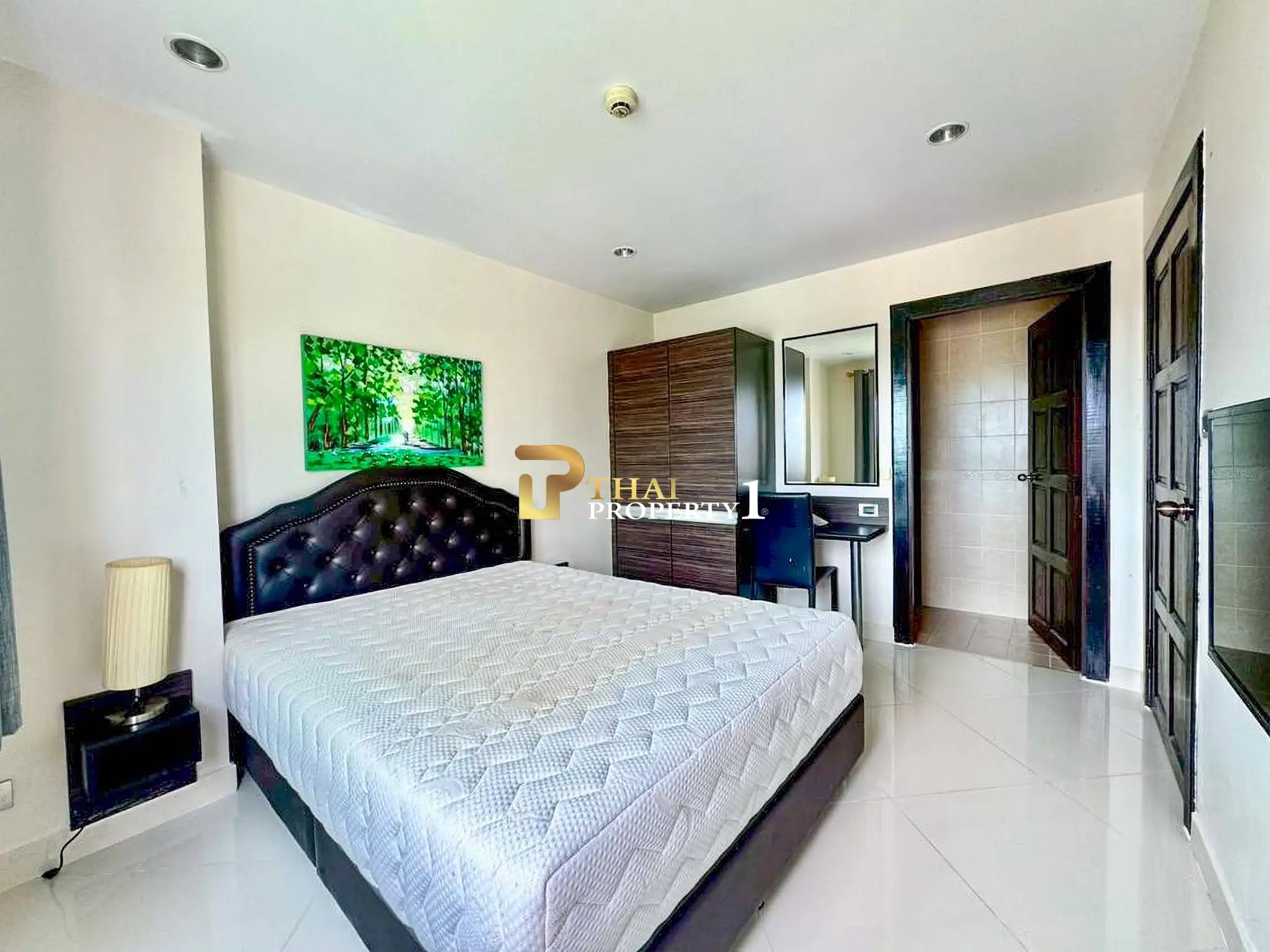 ขายคอนโด Park Lane Jomtien – 2 ห้องนอน ห้องใหญ่ วิวเมือง ใกล้หาดจอมเทียน