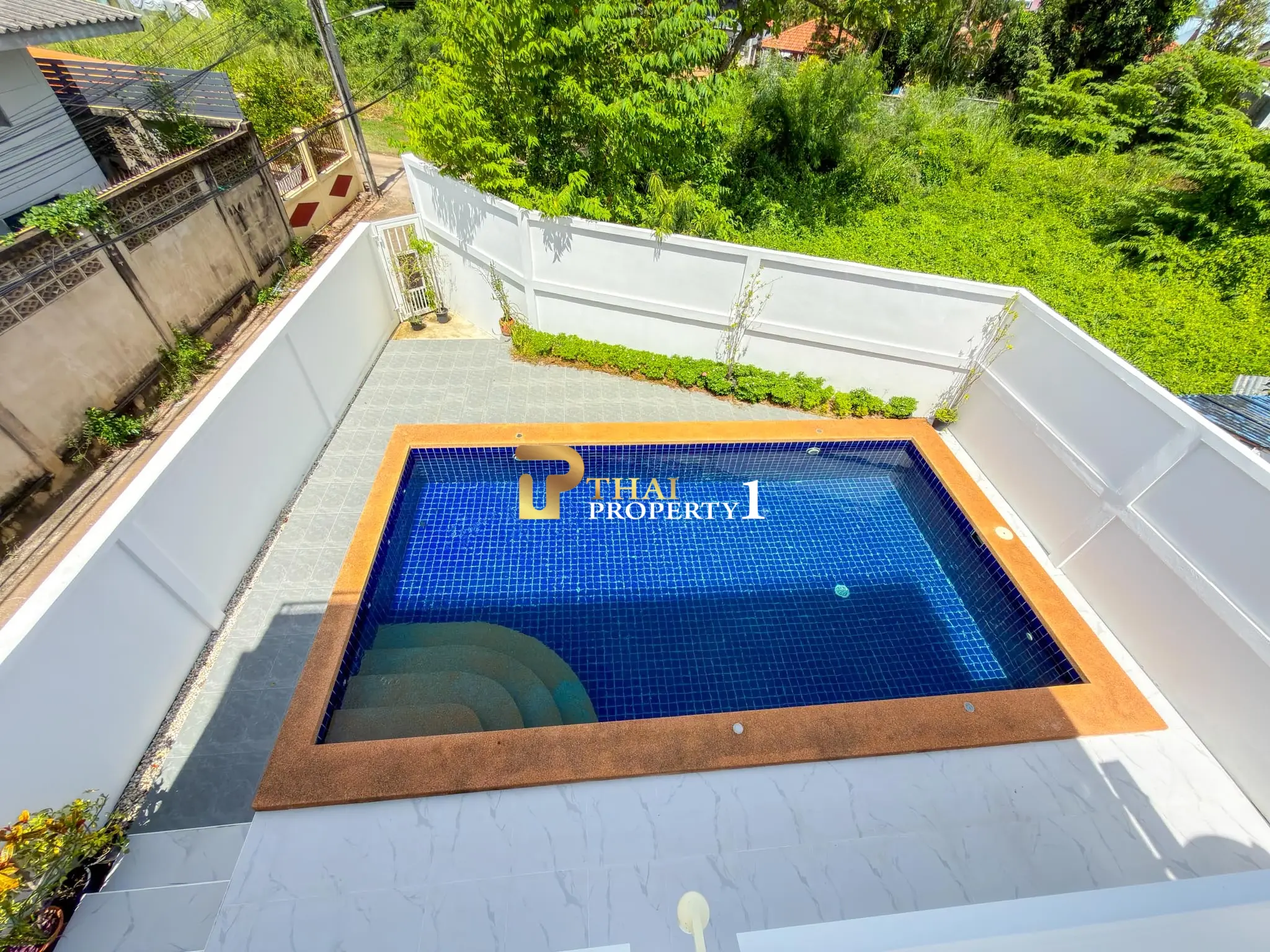 Sea View 3-Storey Pool Villa for Sale – Bangsaray Beach Side, Pattaya