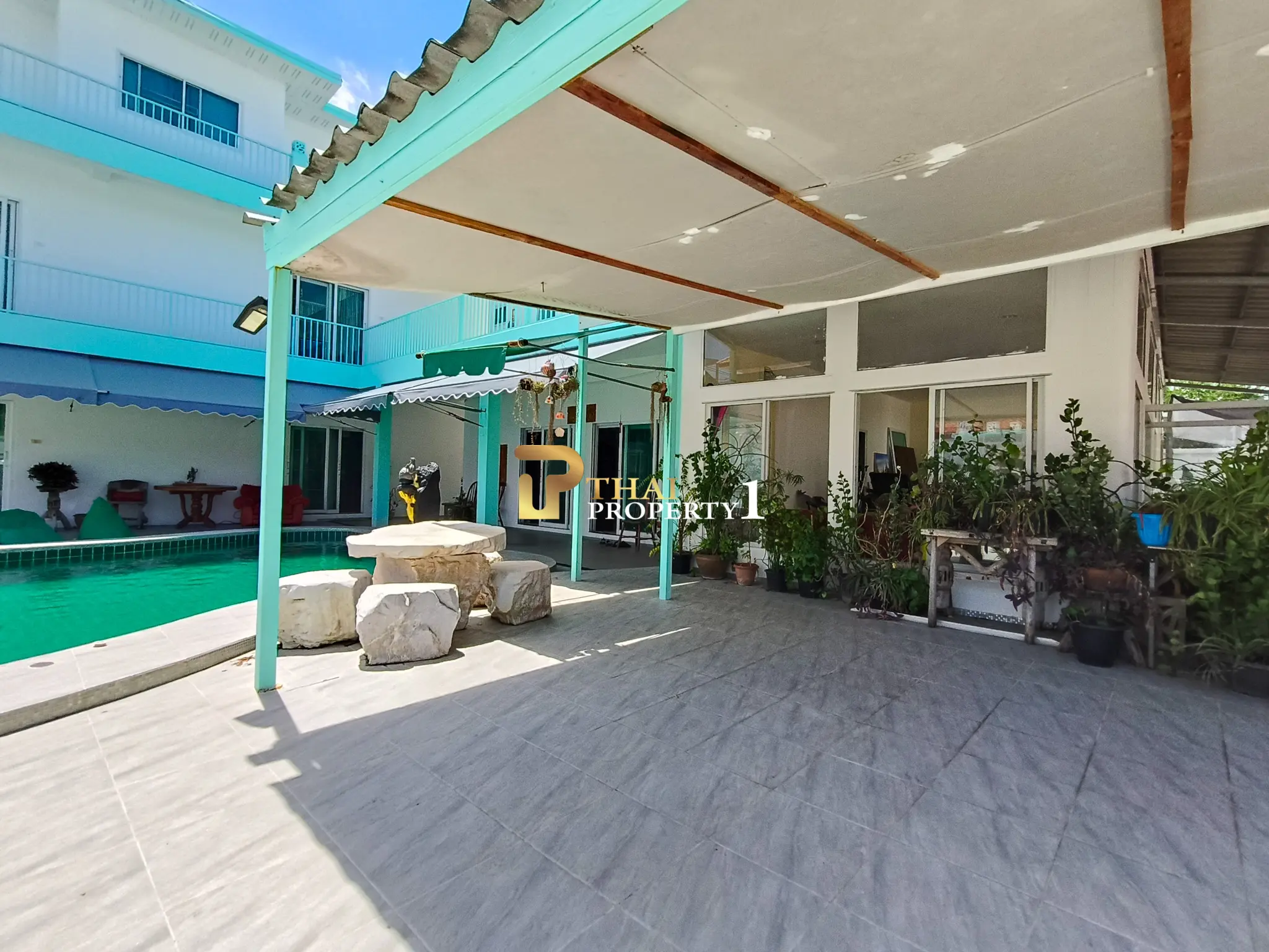 3-Storey City View Pool Villa for Sale – Near Bangsaray Beach, Pattaya