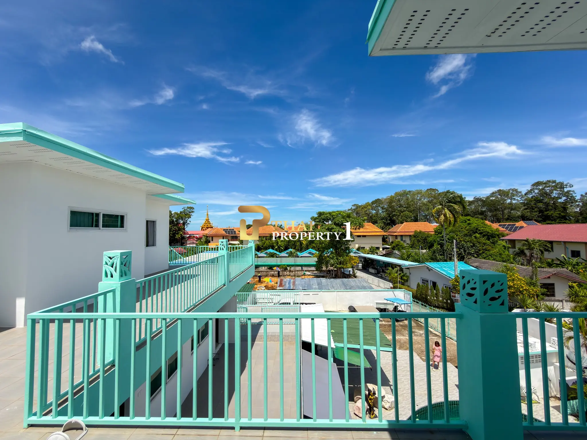 3-Storey City View Pool Villa for Sale – Near Bangsaray Beach, Pattaya