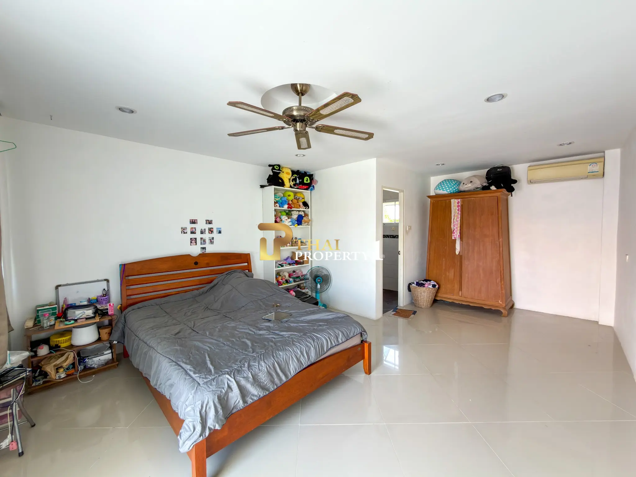 3-Storey City View Pool Villa for Sale – Near Bangsaray Beach, Pattaya