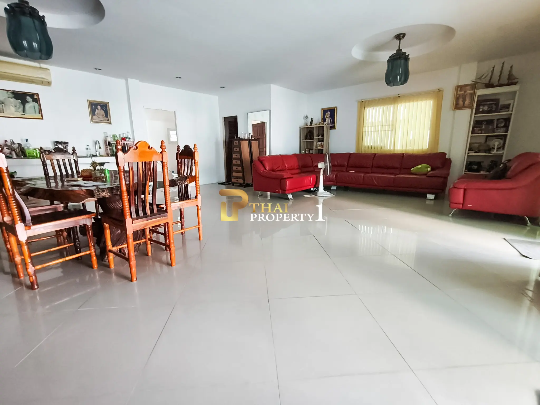 3-Storey City View Pool Villa for Sale – Near Bangsaray Beach, Pattaya