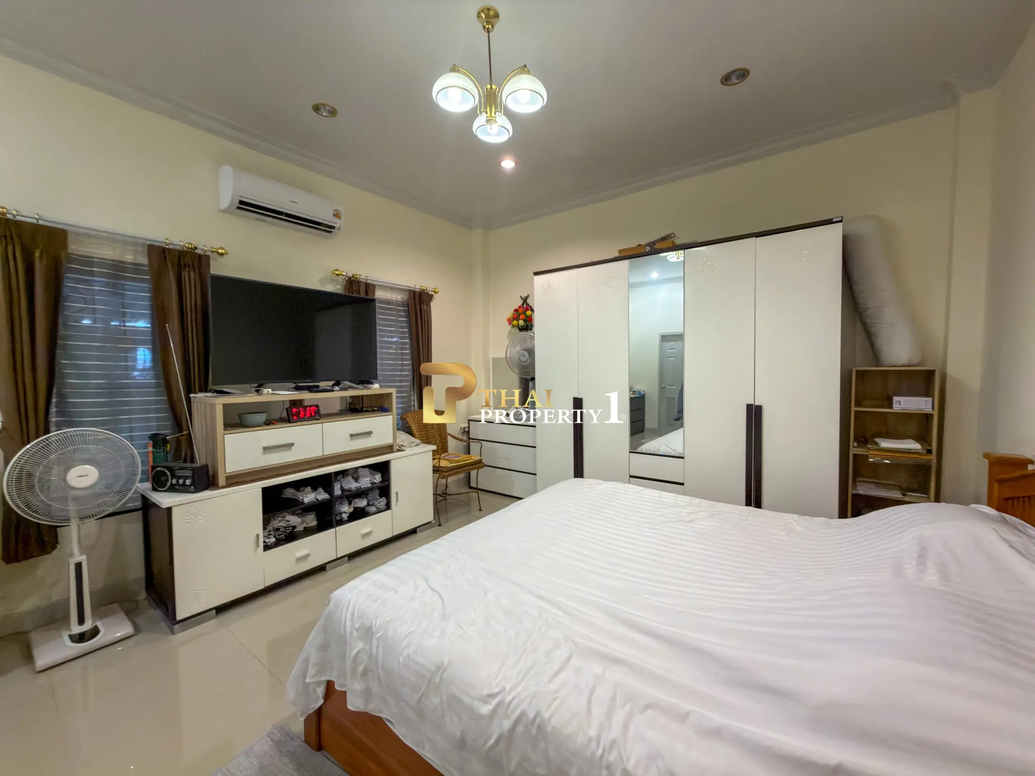 Hilltop Detached House for Sale near Bang Saray Beach, Navy House 41, No Flood, Ready to Move In