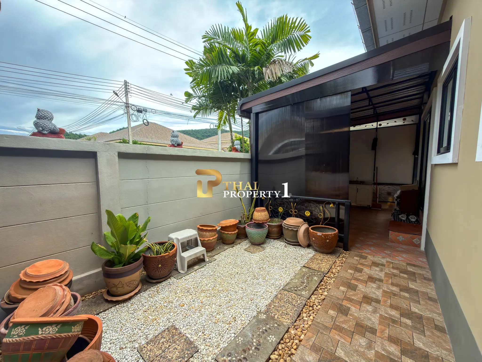 Hilltop Detached House for Sale near Bang Saray Beach, Navy House 41, No Flood, Ready to Move In
