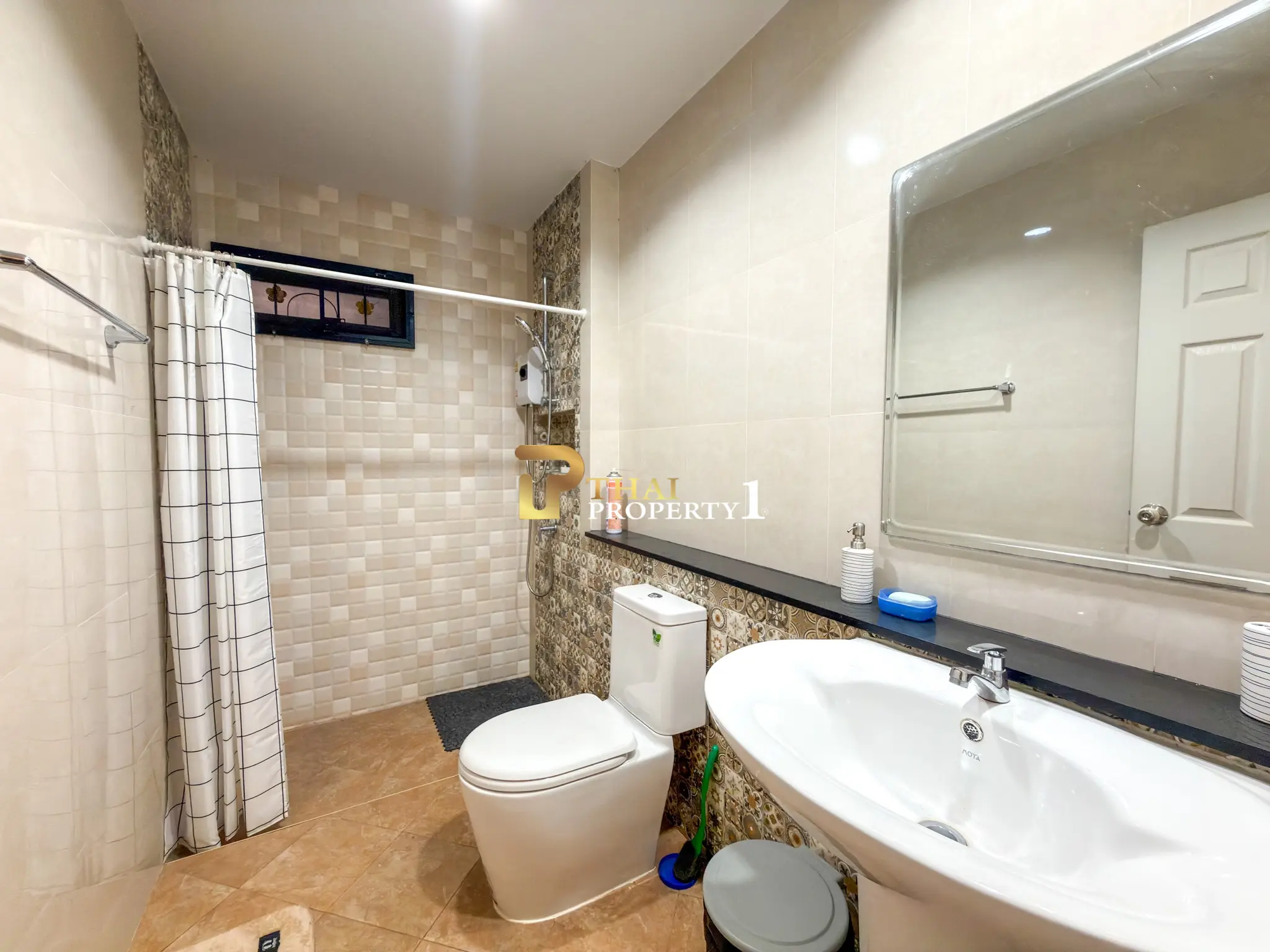 Hilltop Detached House for Sale near Bang Saray Beach, Navy House 41, No Flood, Ready to Move In