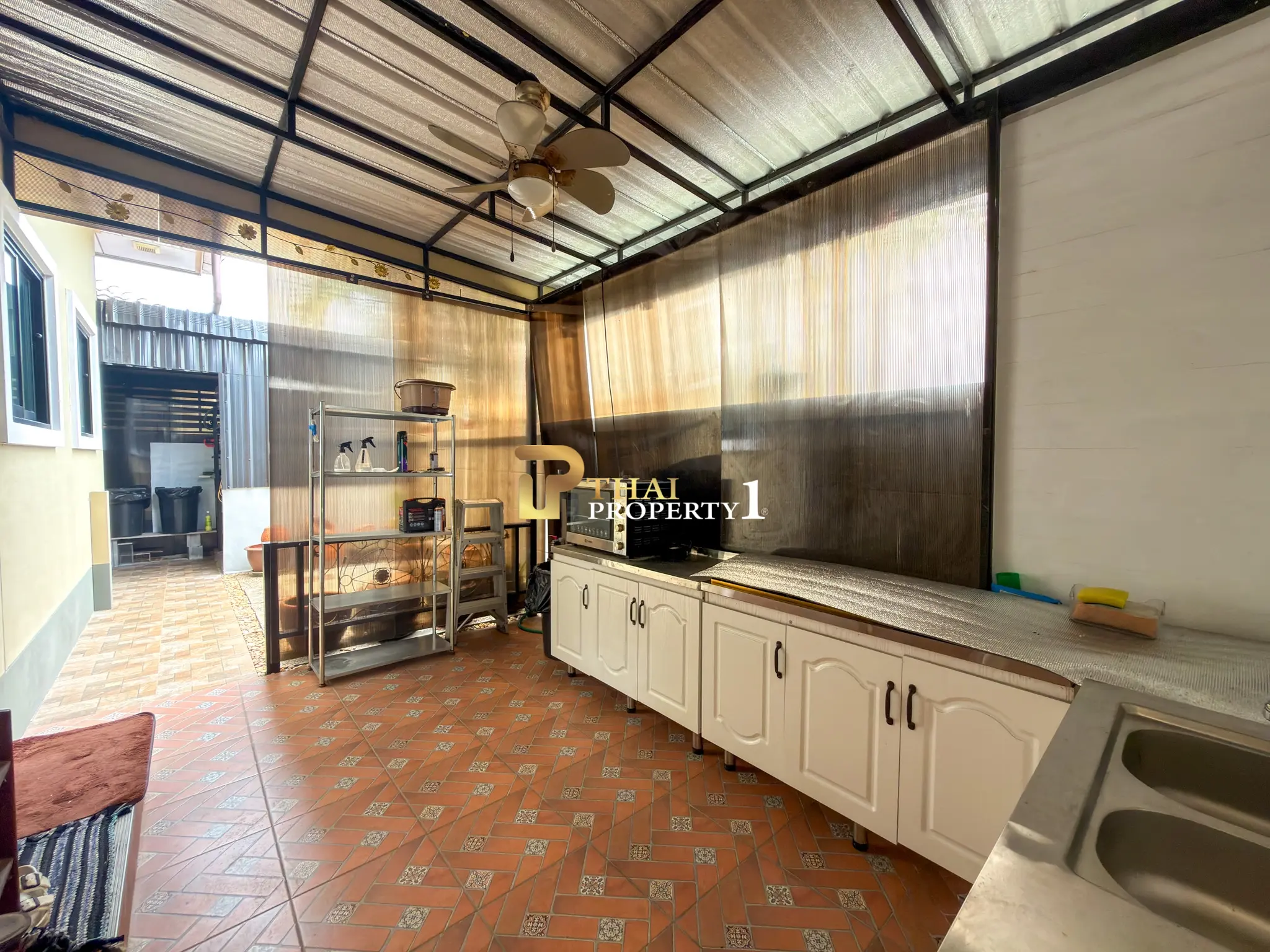 Hilltop Detached House for Sale near Bang Saray Beach, Navy House 41, No Flood, Ready to Move In