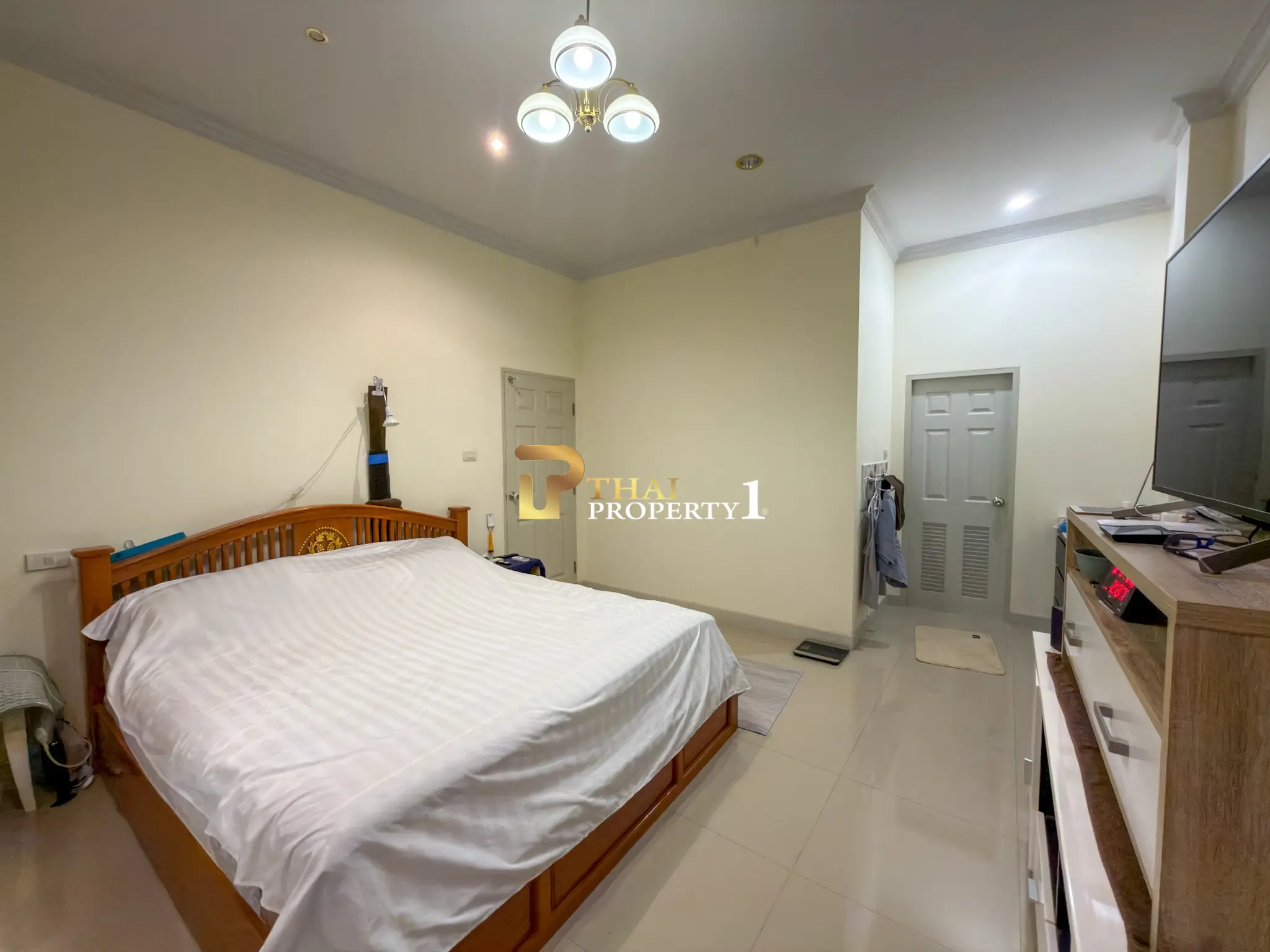 Hilltop Detached House for Sale near Bang Saray Beach, Navy House 41, No Flood, Ready to Move In